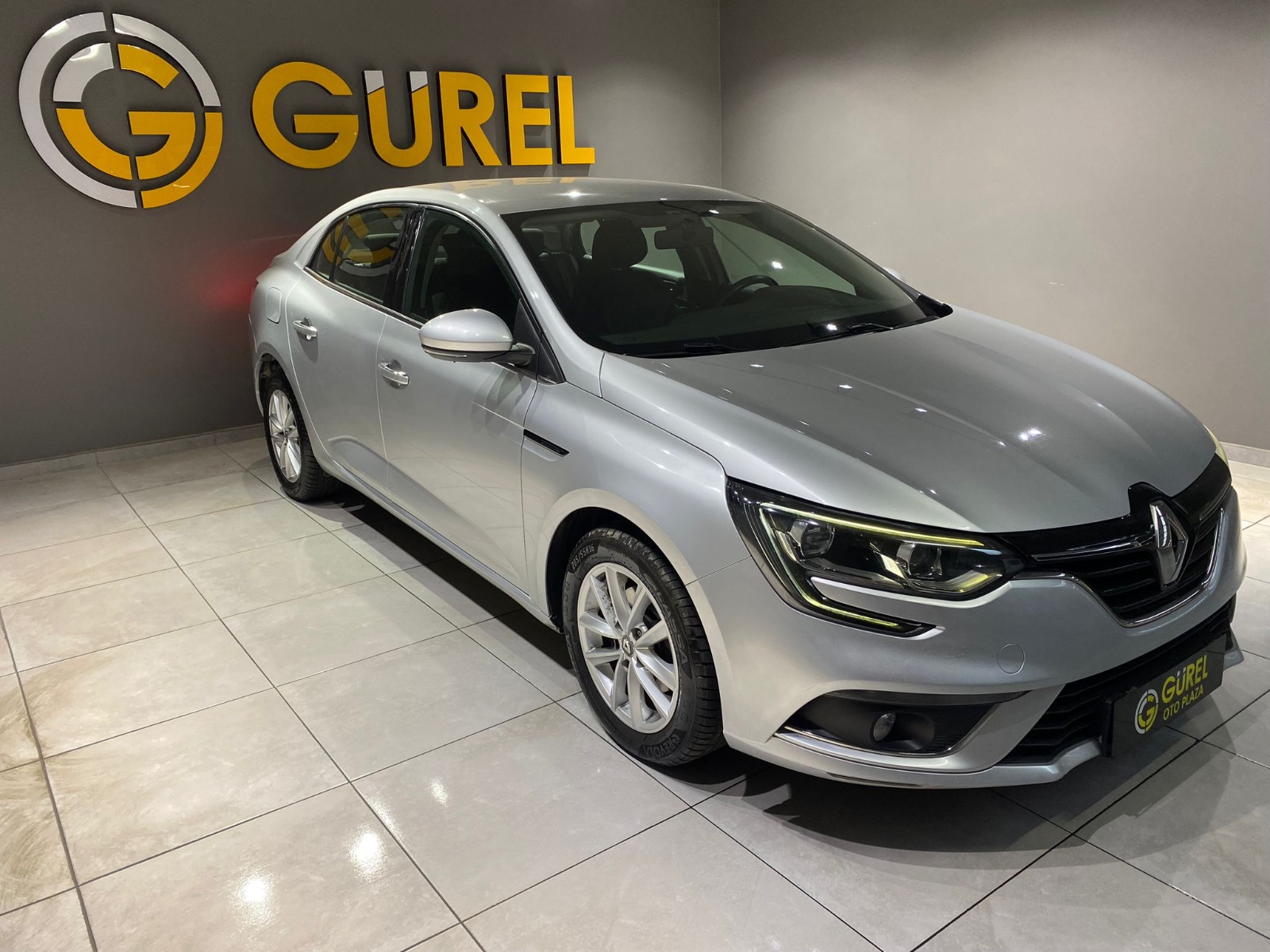 2020 Dizel Otomatik Renault Megane Gri Gürel Tasarım Aksesuar Otomotiv San. Tic. Ltd. Şti.