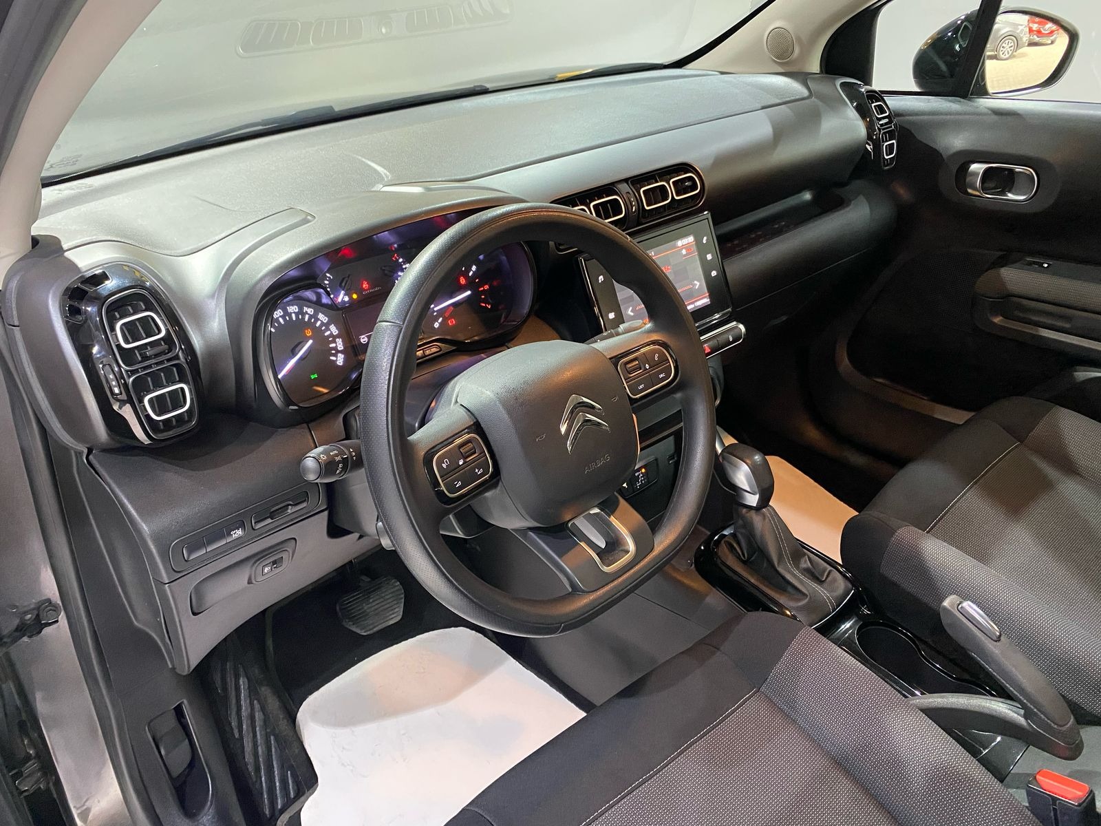 2023 Benzin Otomatik Citroen C3 AirCross Gri Gürel Tasarım Aksesuar Otomotiv San. Tic. Ltd. Şti.