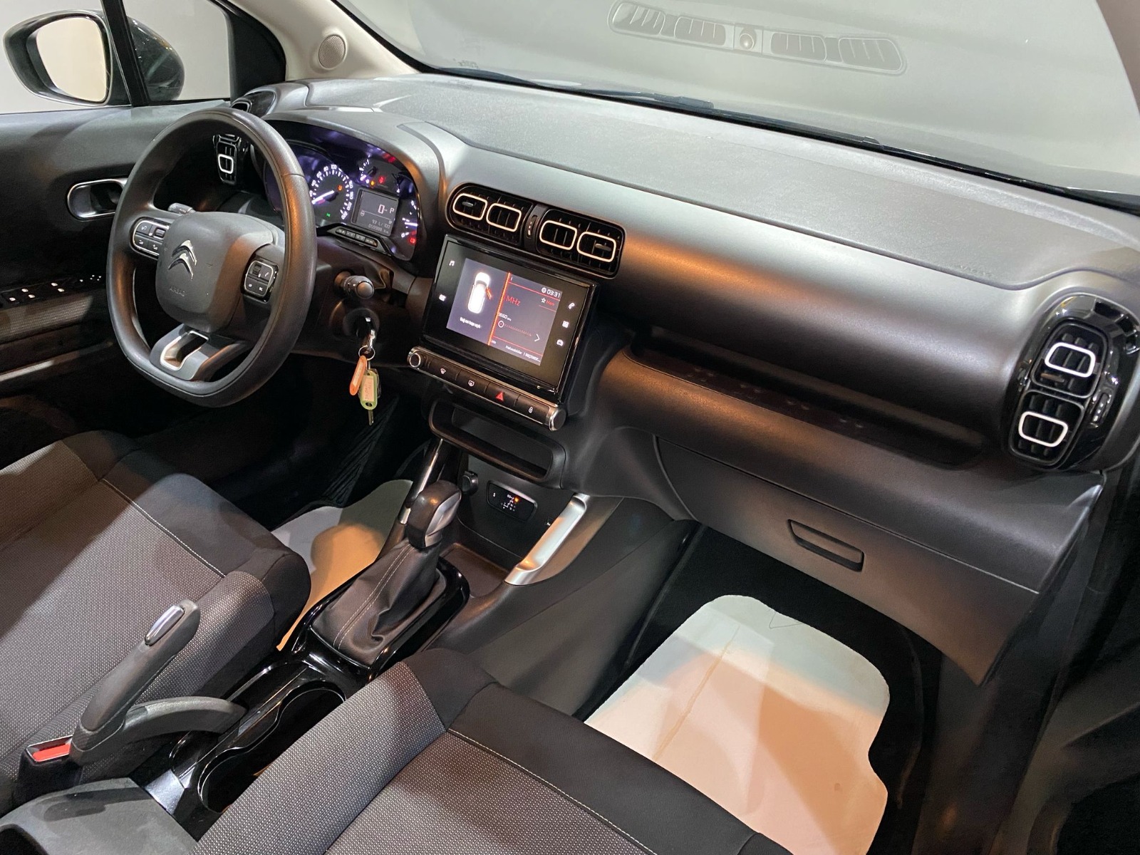 2023 Benzin Otomatik Citroen C3 AirCross Gri Gürel Tasarım Aksesuar Otomotiv San. Tic. Ltd. Şti.
