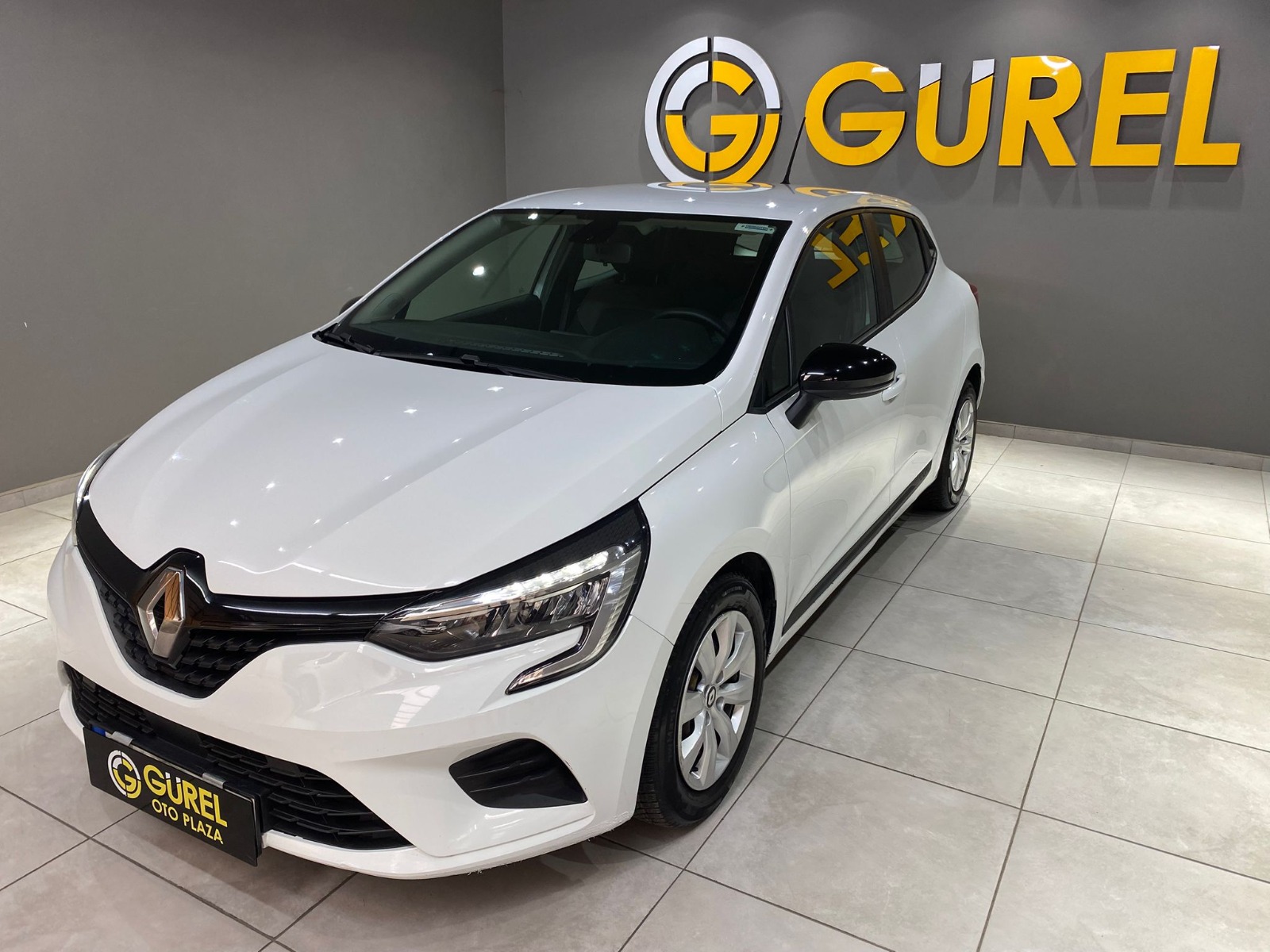 2023 Benzin Otomatik Renault Clio Beyaz Gürel Tasarım Aksesuar Otomotiv San. Tic. Ltd. Şti.
