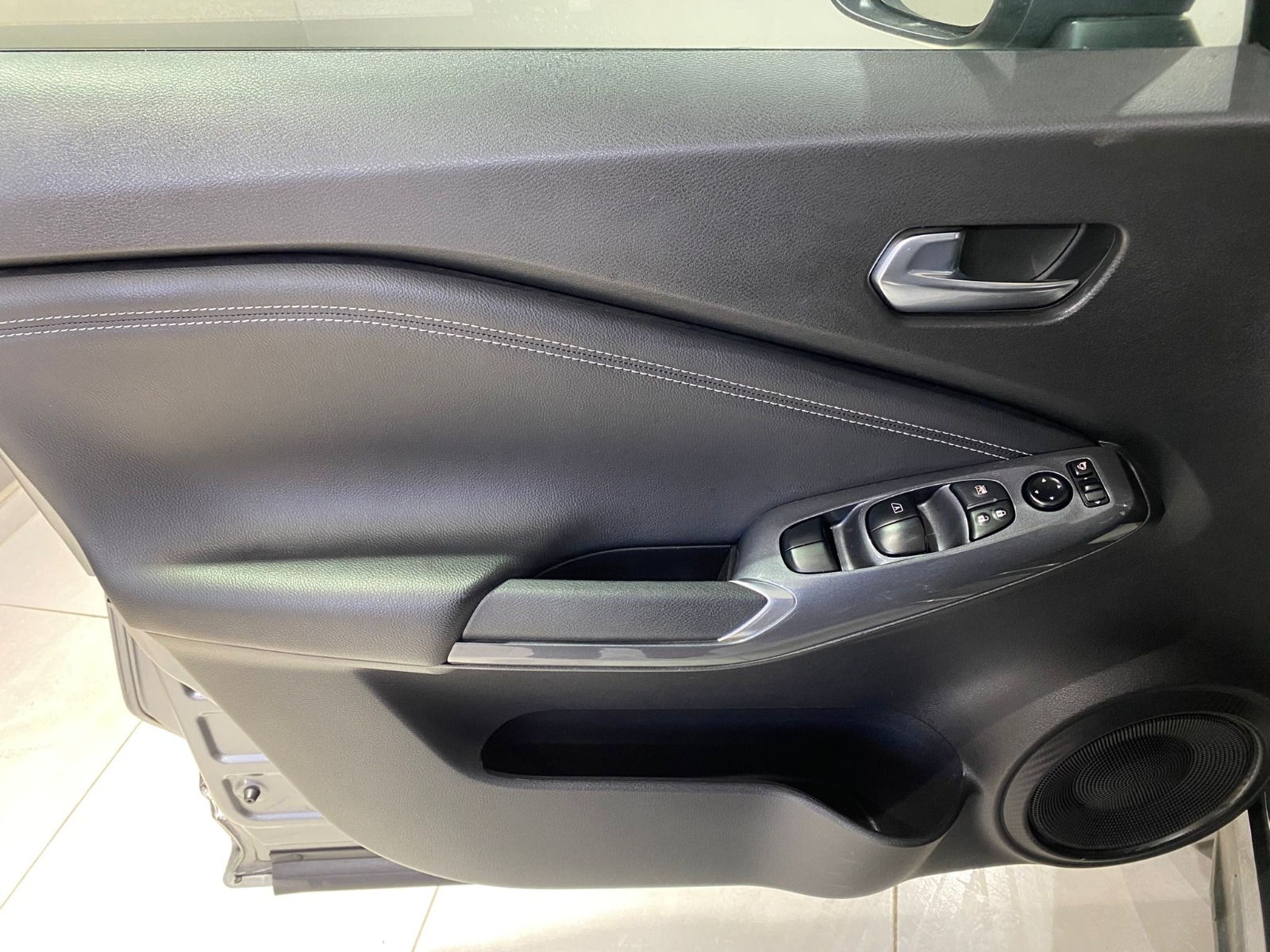 2024 Benzin Otomatik Nissan Juke Gri Gürel Tasarım Aksesuar Otomotiv San. Tic. Ltd. Şti.