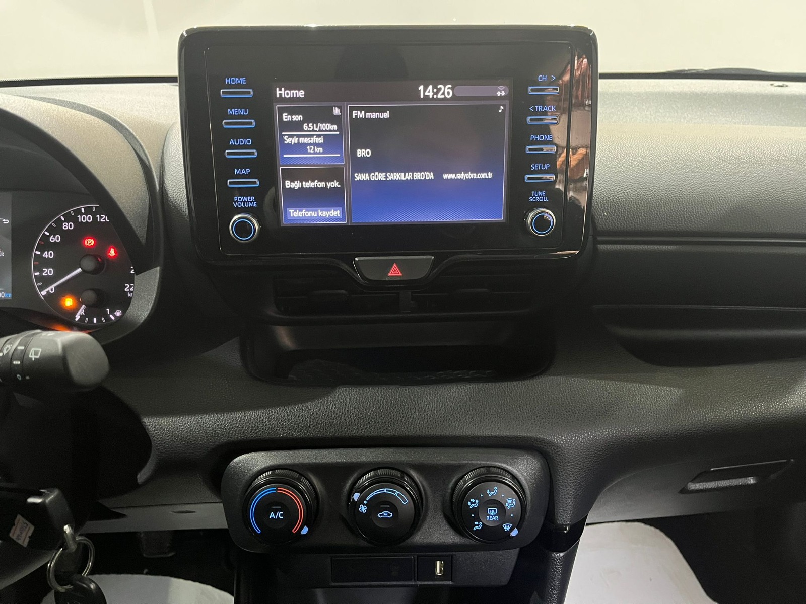 2021 Benzin Manuel Toyota Yaris Gri Gürel Tasarım Aksesuar Otomotiv San. Tic. Ltd. Şti.