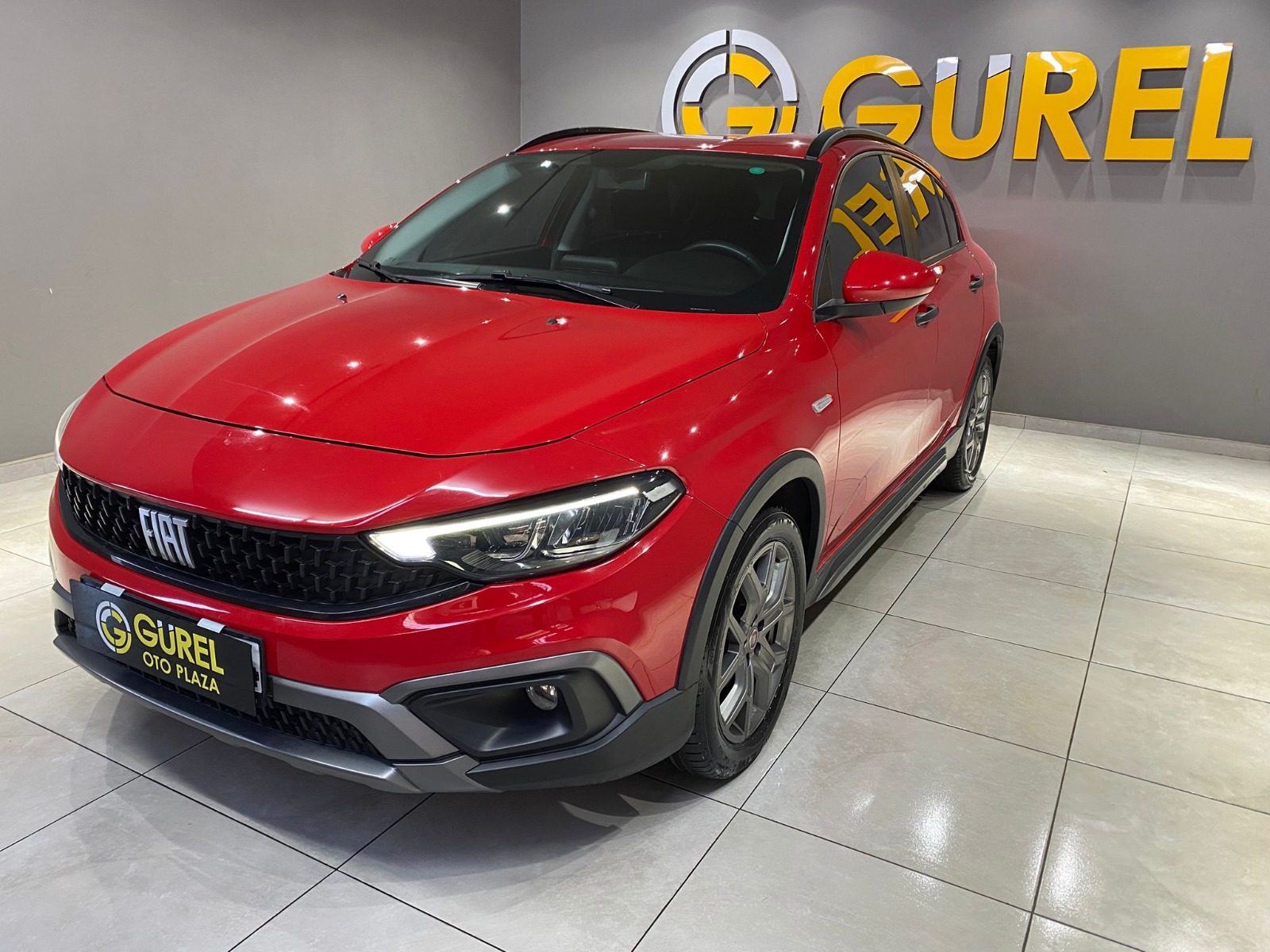 2022 Benzin Manuel Fiat Egea Kırmızı Gürel Tasarım Aksesuar Otomotiv San. Tic. Ltd. Şti.