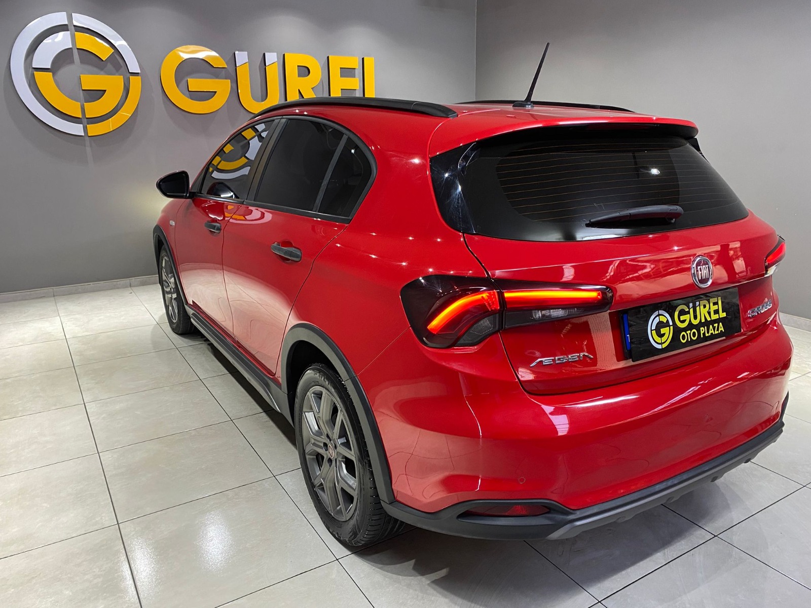 2022 Benzin Manuel Fiat Egea Kırmızı Gürel Tasarım Aksesuar Otomotiv San. Tic. Ltd. Şti.
