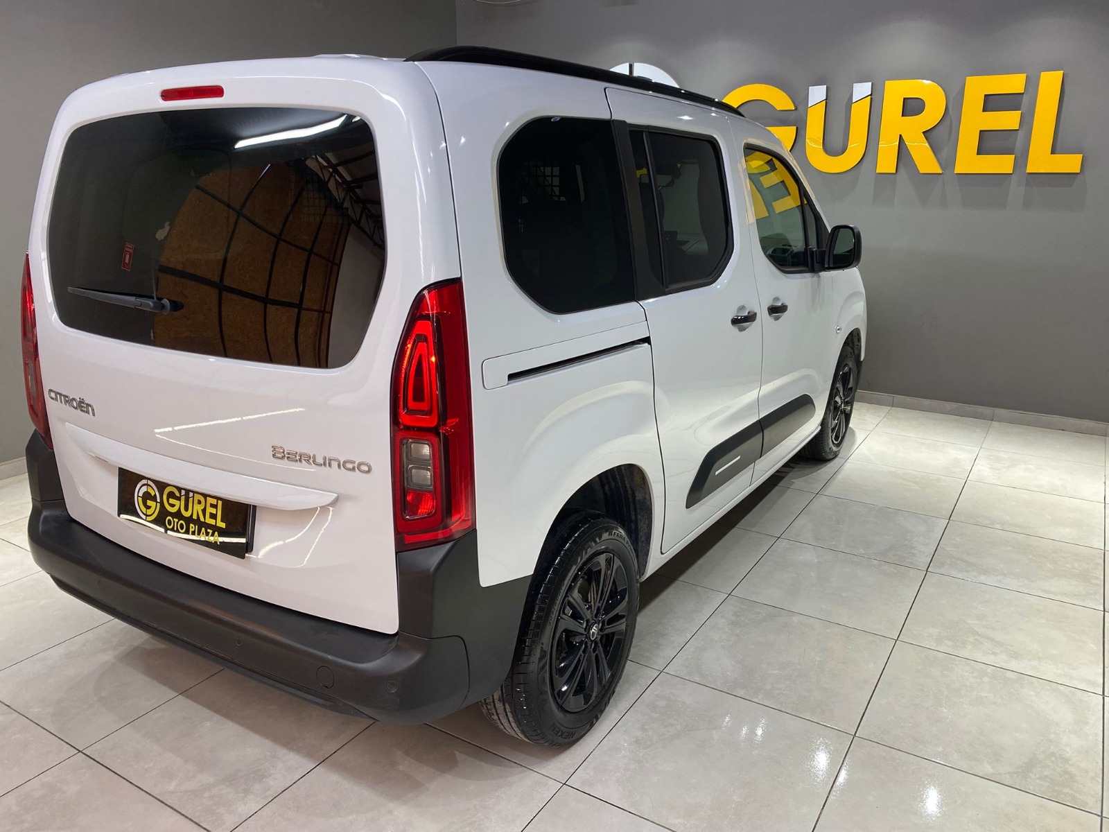 2025 Dizel Otomatik Citroen Berlingo Beyaz Gürel Tasarım Aksesuar Otomotiv San. Tic. Ltd. Şti.