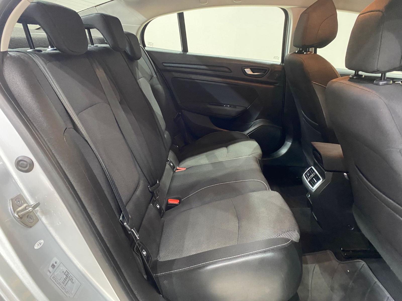 2024 Benzin Otomatik Renault Megane Gri Gürel Tasarım Aksesuar Otomotiv San. Tic. Ltd. Şti.