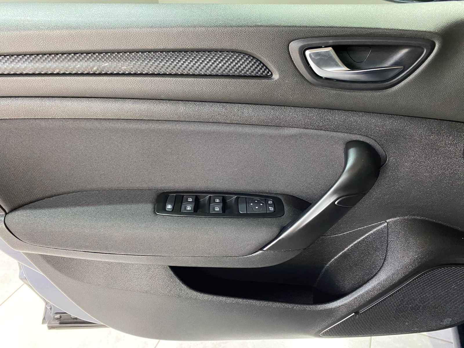 2022 Benzin Otomatik Renault Megane Gri Gürel Tasarım Aksesuar Otomotiv San. Tic. Ltd. Şti.