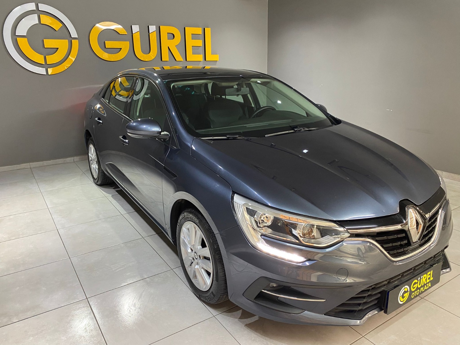 2022 Benzin Otomatik Renault Megane Gri Gürel Tasarım Aksesuar Otomotiv San. Tic. Ltd. Şti.