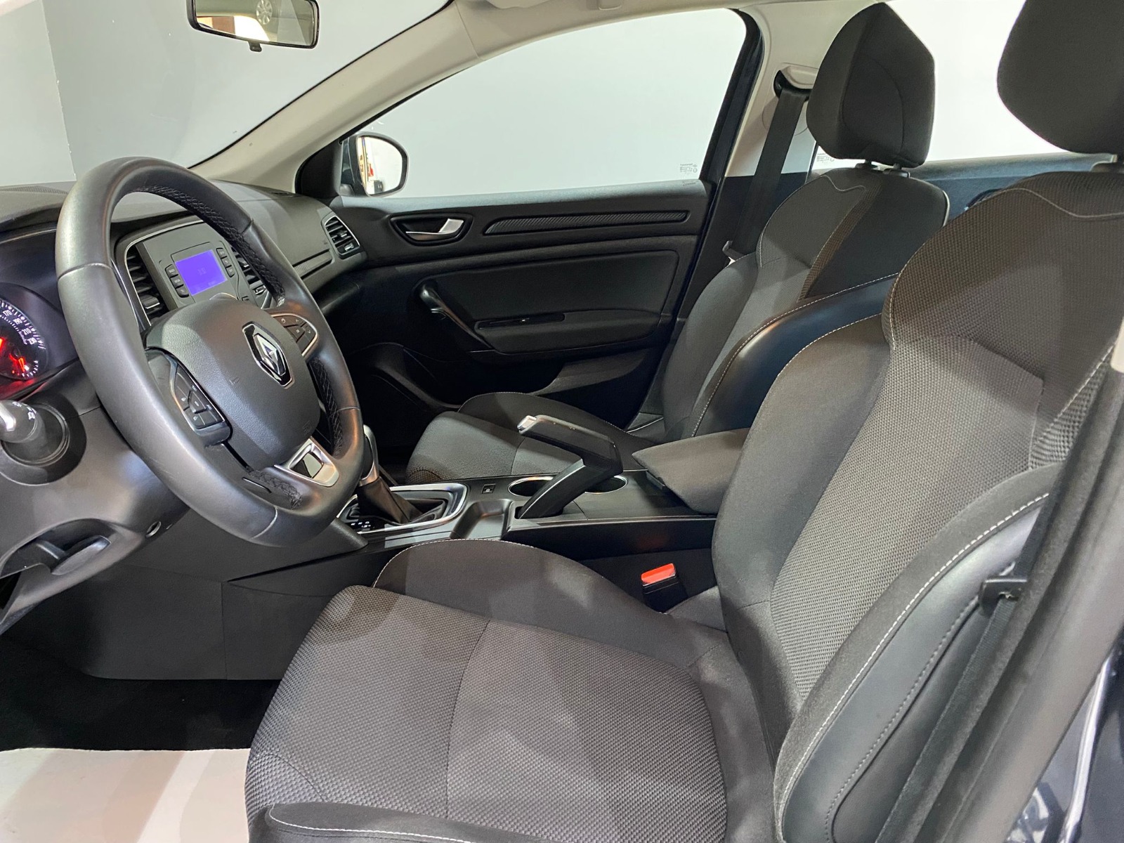 2022 Benzin Otomatik Renault Megane Gri Gürel Tasarım Aksesuar Otomotiv San. Tic. Ltd. Şti.