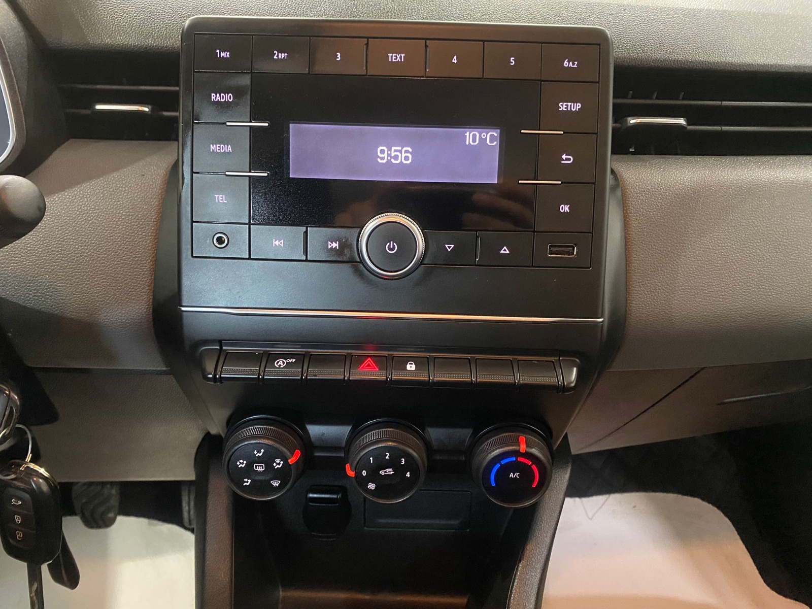 2020 Benzin Manuel Renault Clio Beyaz Gürel Tasarım Aksesuar Otomotiv San. Tic. Ltd. Şti.