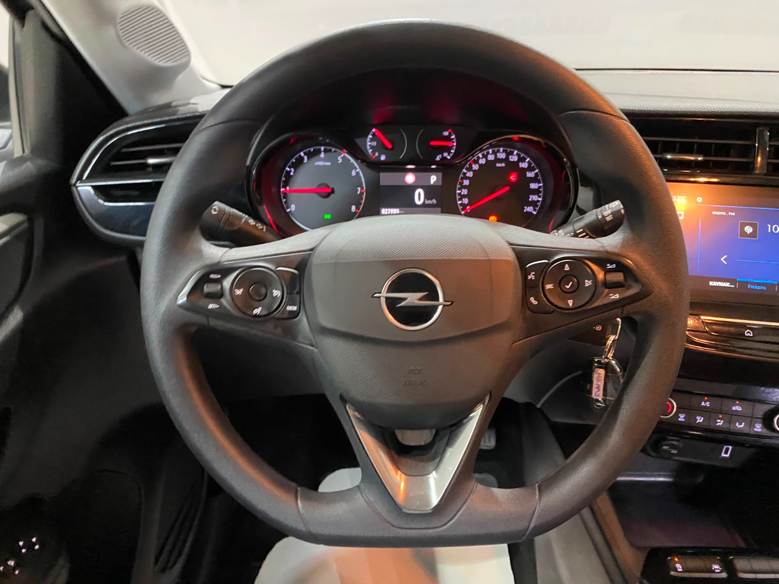 2025 Benzin Otomatik Opel Corsa Gri Gürel Tasarım Aksesuar Otomotiv San. Tic. Ltd. Şti.