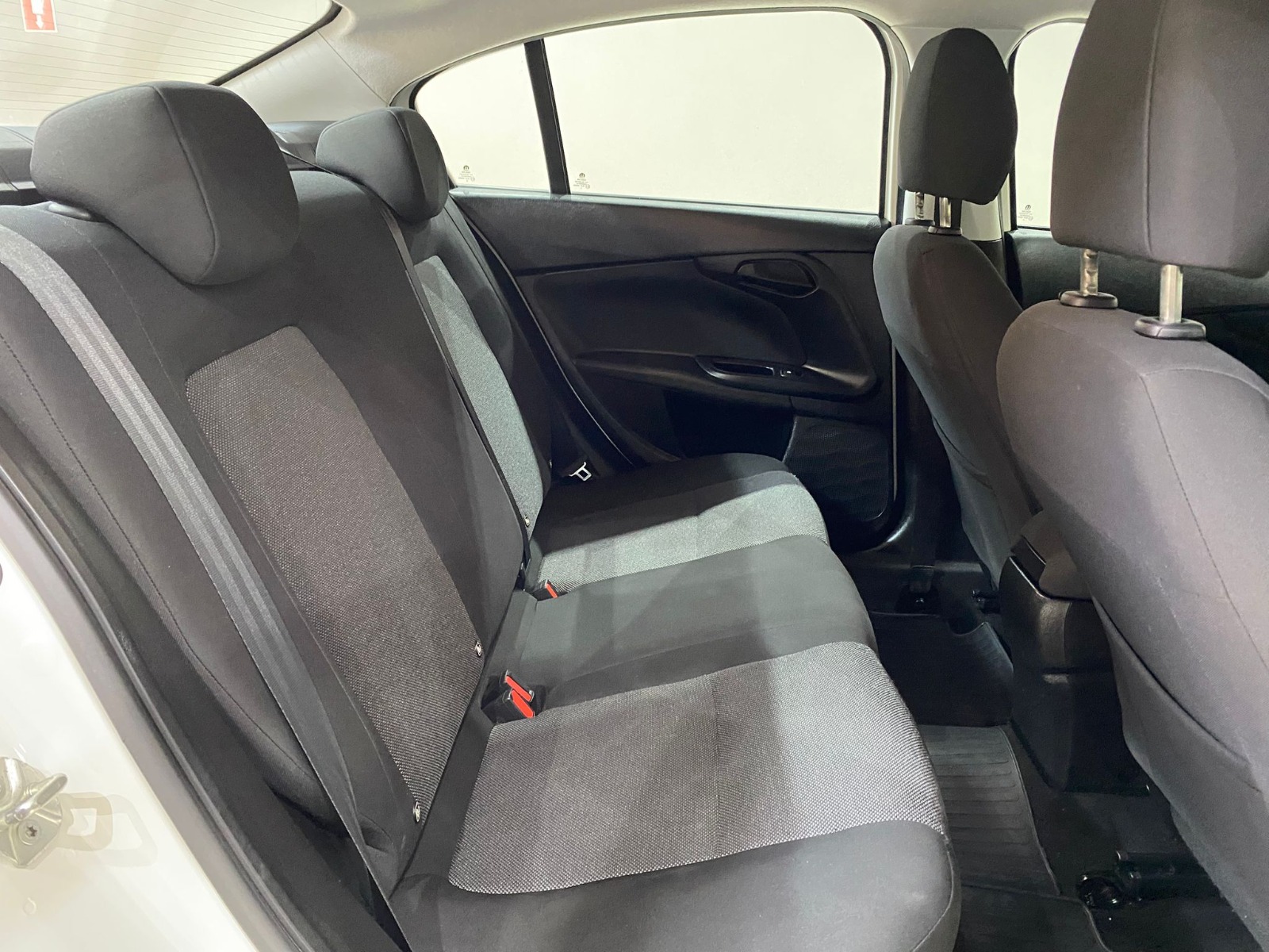 TaksitliOto.Net | 2.El Fiat Egea Sedan 1.6 MultiJet Easy DCT | Otomatik & Dizel | Beyaz | İzmir.2el 2022 Dizel Otomatik Fiat Egea Beyaz Gürel Tasarım Aksesuar Otomotiv San. Tic. Ltd. Şti.