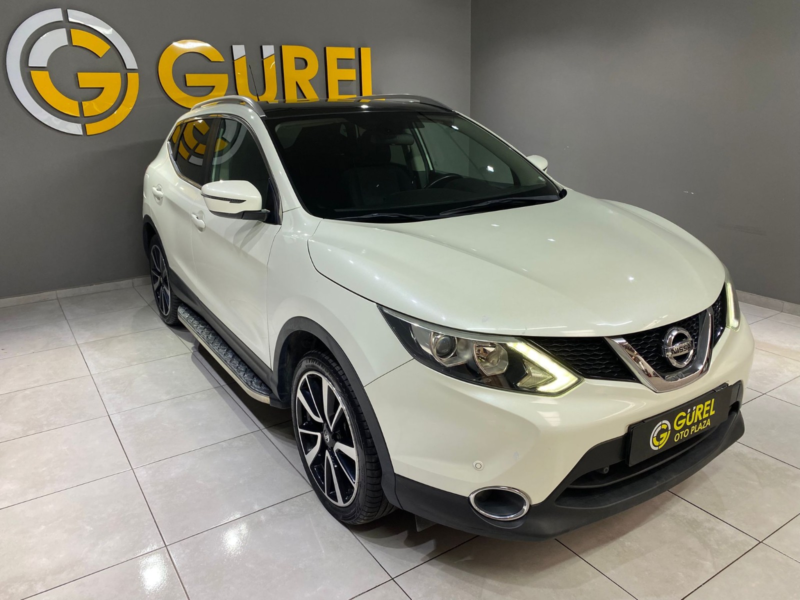 2015 Dizel Manuel Nissan Qashqai Beyaz Gürel Tasarım Aksesuar Otomotiv San. Tic. Ltd. Şti.