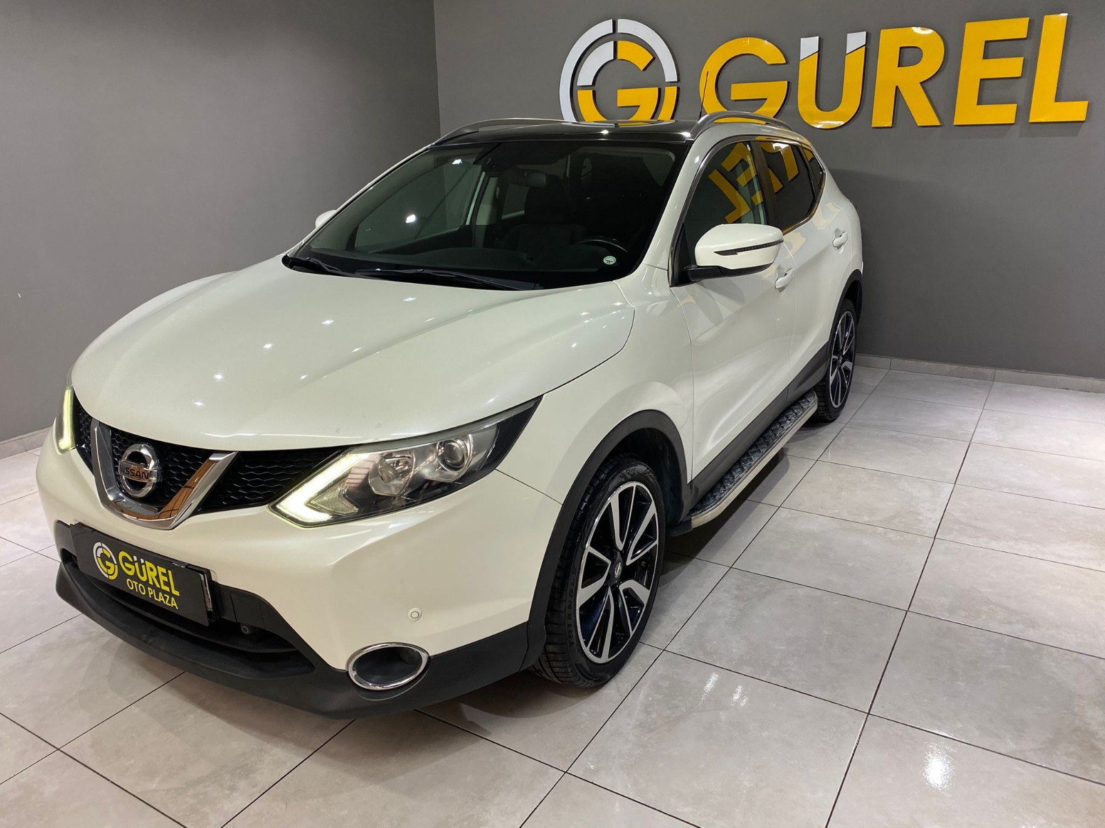 2015 Dizel Manuel Nissan Qashqai Beyaz Gürel Tasarım Aksesuar Otomotiv San. Tic. Ltd. Şti.