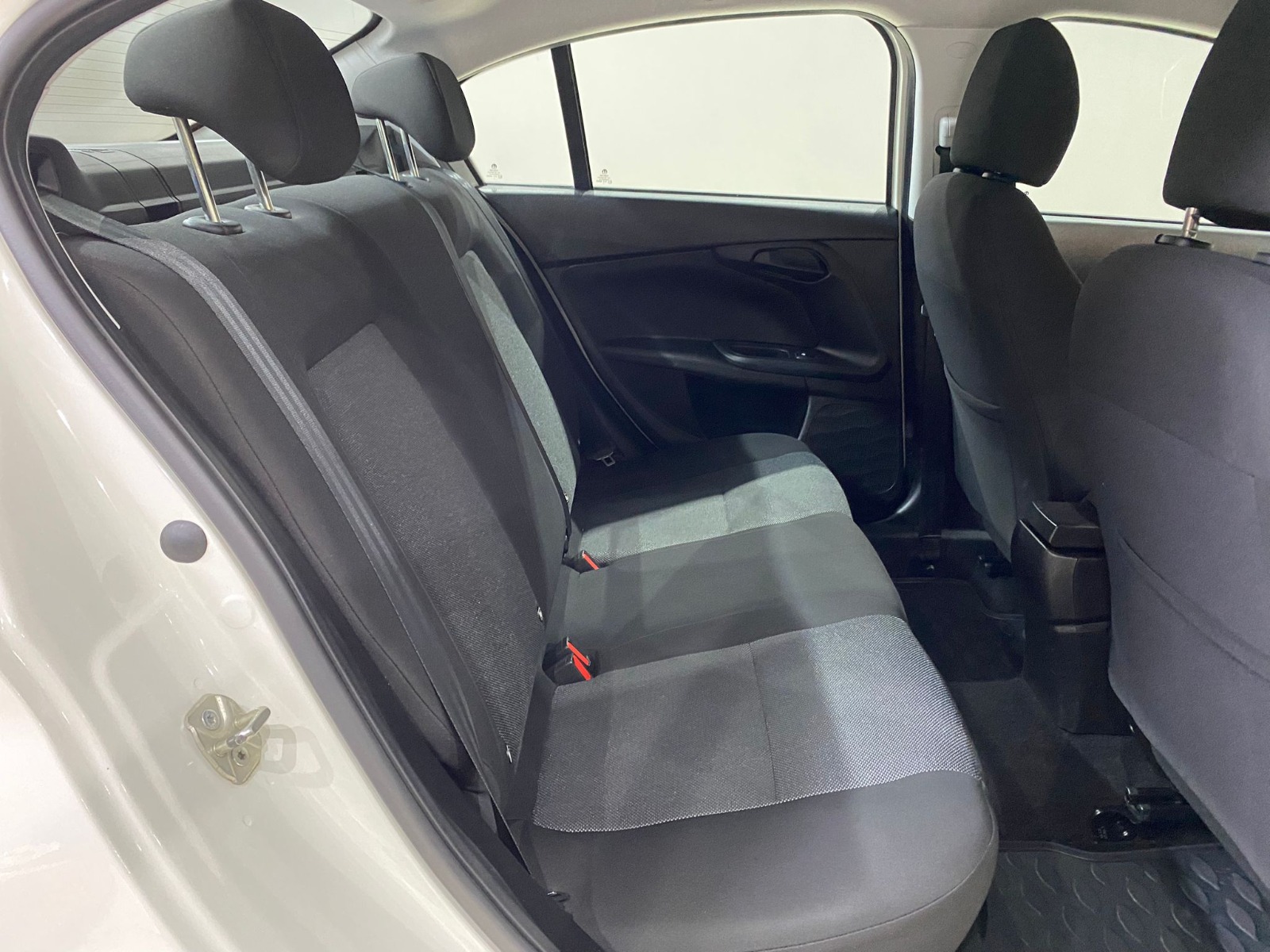 2021 Dizel Manuel Fiat Egea Beyaz Gürel Tasarım Aksesuar Otomotiv San. Tic. Ltd. Şti.