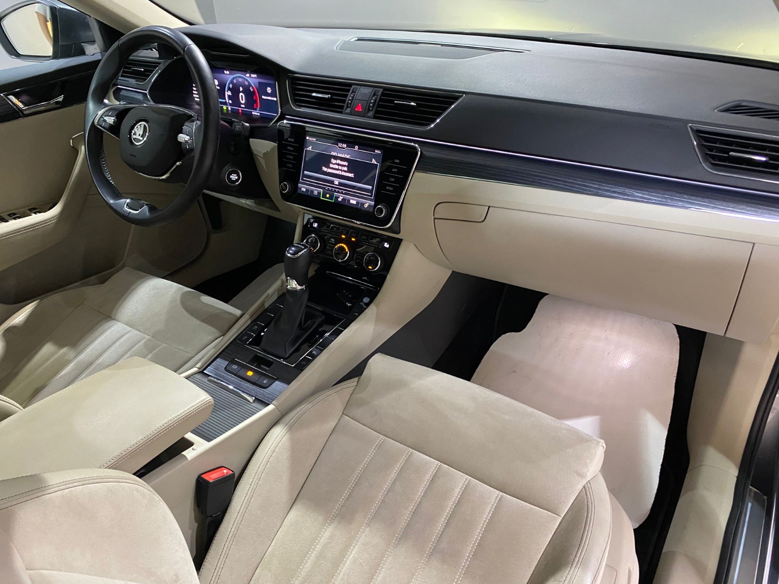2022 Benzin Otomatik Skoda Superb Gri Gürel Tasarım Aksesuar Otomotiv San. Tic. Ltd. Şti.