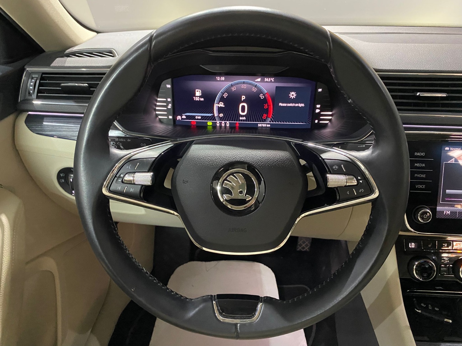 2022 Benzin Otomatik Skoda Superb Gri Gürel Tasarım Aksesuar Otomotiv San. Tic. Ltd. Şti.