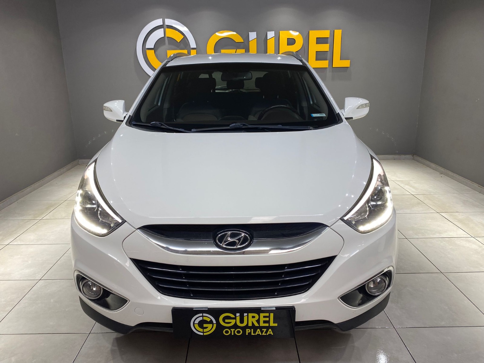 2014 Benzin Otomatik Hyundai ix35 Beyaz Gürel Tasarım Aksesuar Otomotiv San. Tic. Ltd. Şti.