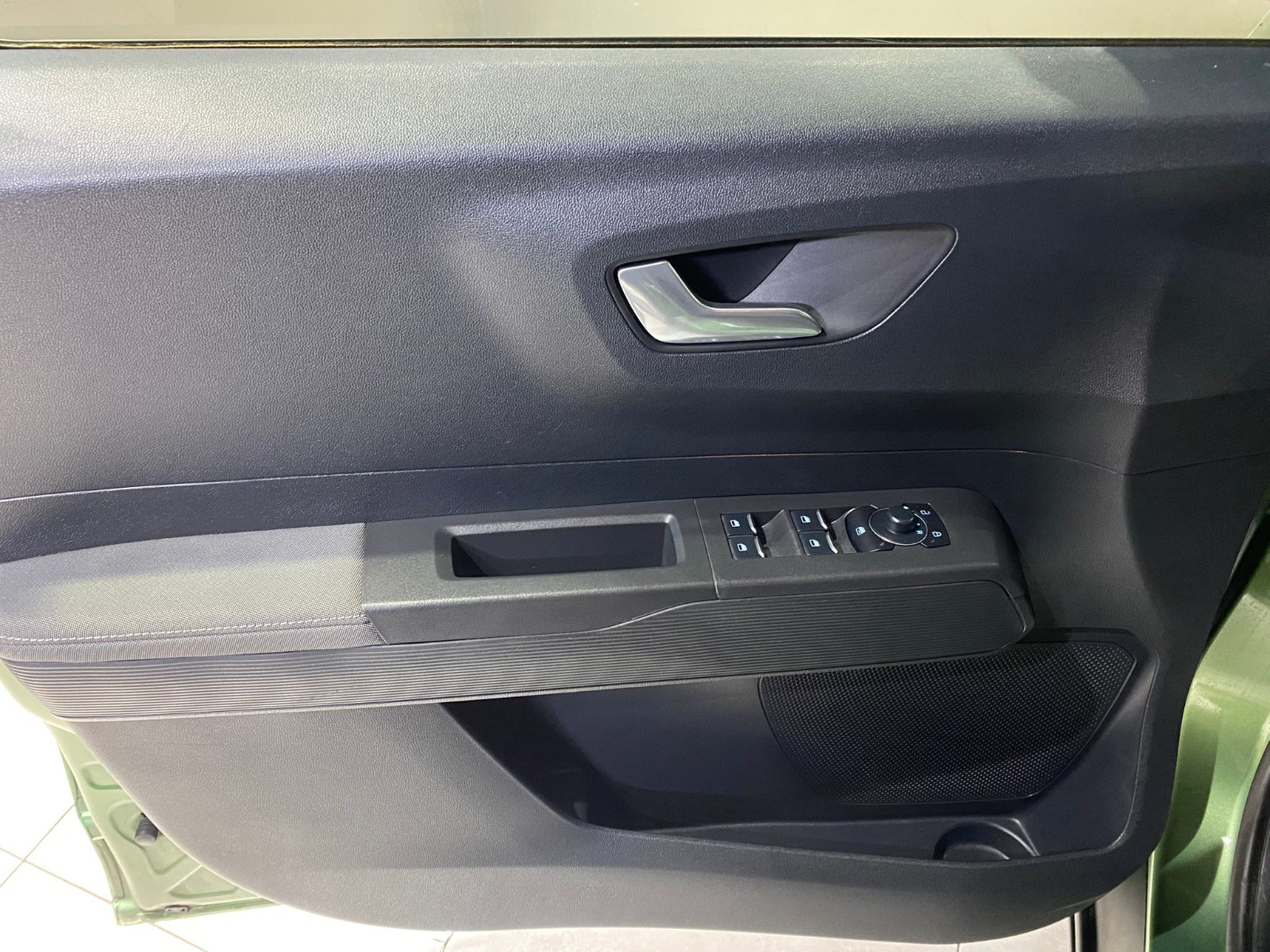 2024 Dizel Manuel Ford Tourneo Courier Yeşil Gürel Tasarım Aksesuar Otomotiv San. Tic. Ltd. Şti.