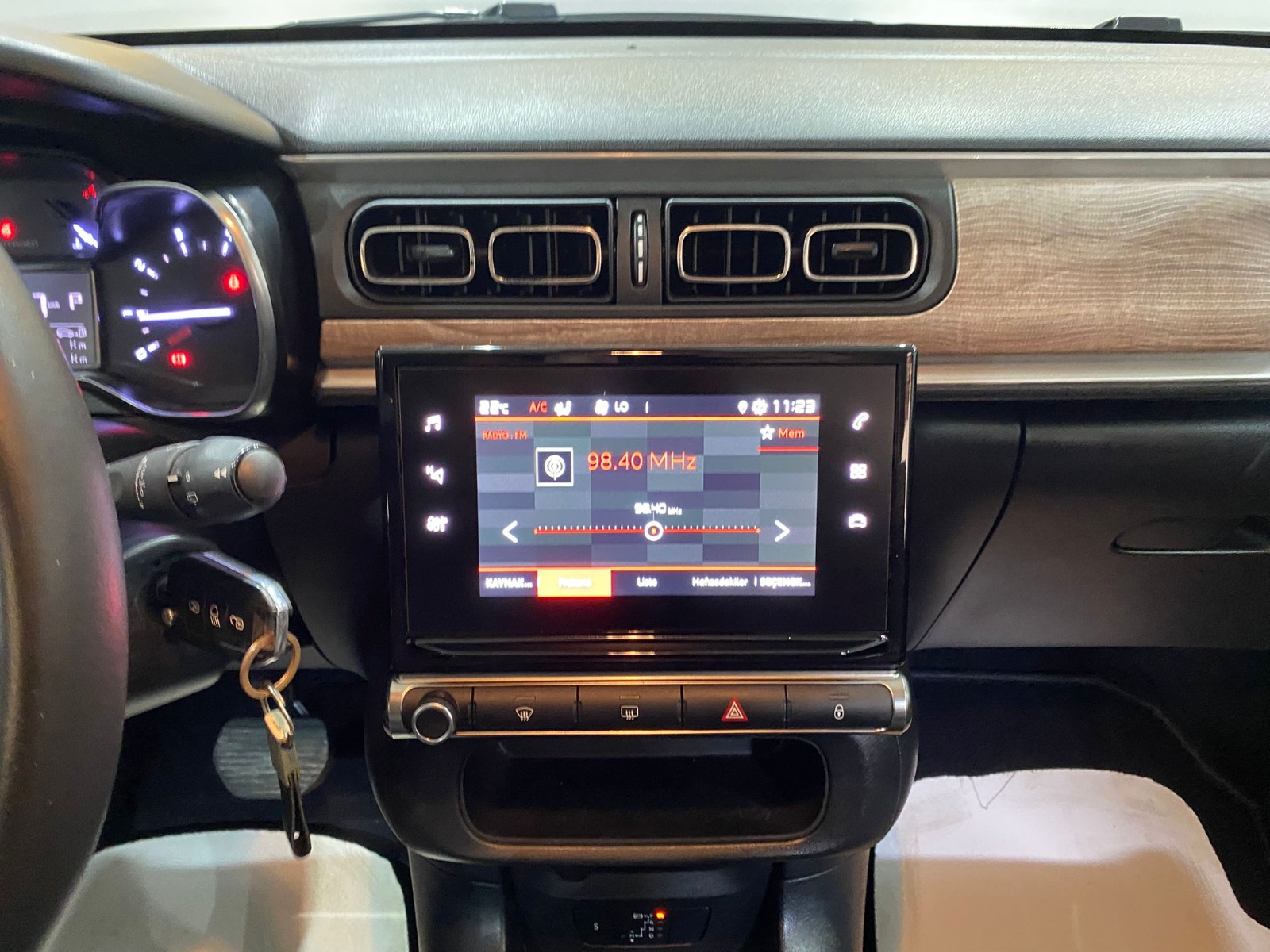 2023 Benzin Otomatik Citroen C3 Gri Gürel Tasarım Aksesuar Otomotiv San. Tic. Ltd. Şti.