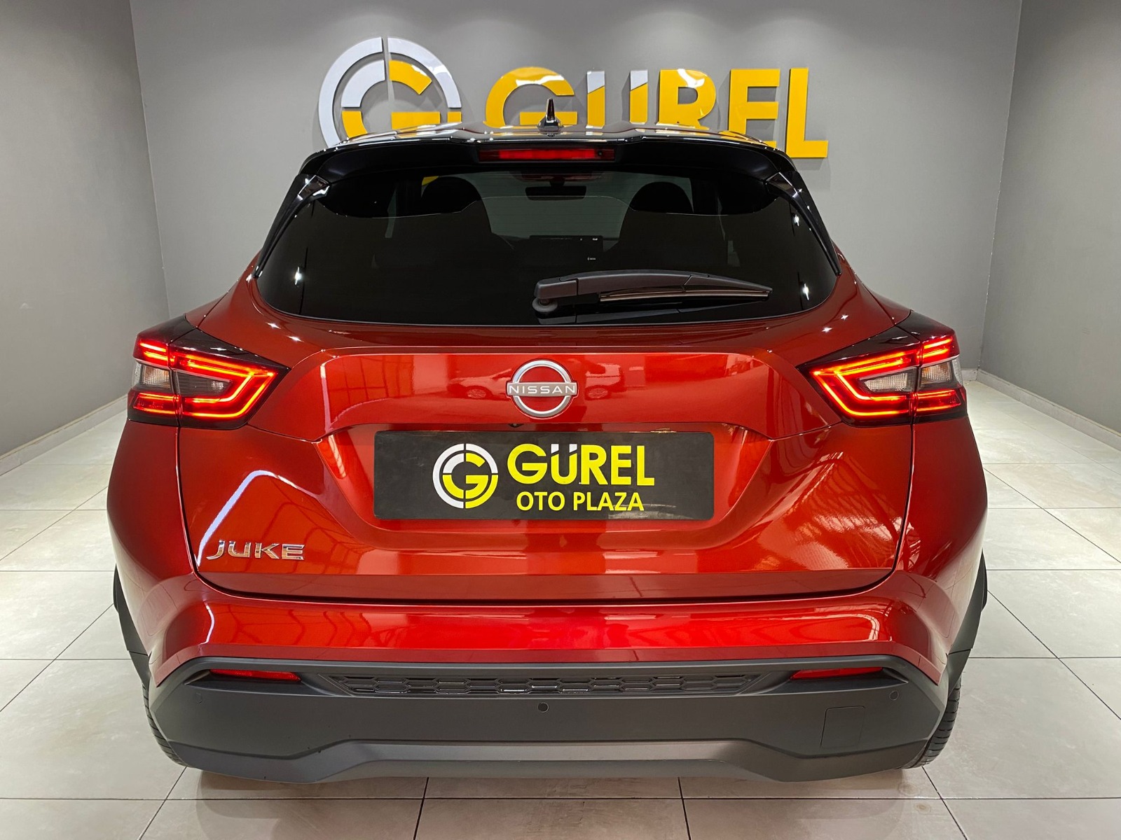 2024 Benzin Otomatik Nissan Juke Kırmızı Gürel Tasarım Aksesuar Otomotiv San. Tic. Ltd. Şti.
