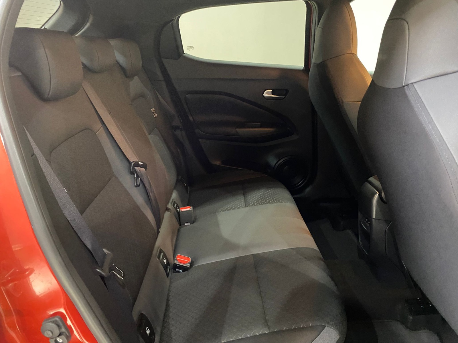 2024 Benzin Otomatik Nissan Juke Kırmızı Gürel Tasarım Aksesuar Otomotiv San. Tic. Ltd. Şti.