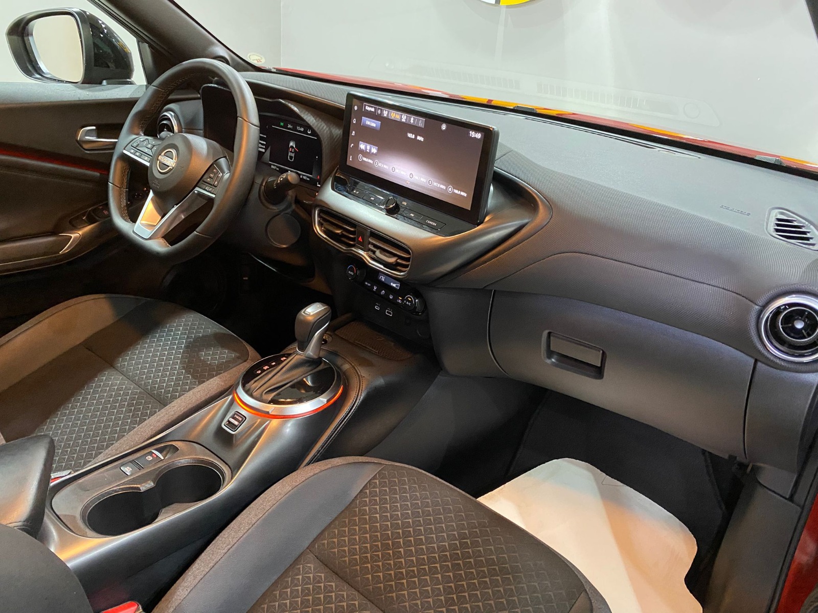 2024 Benzin Otomatik Nissan Juke Kırmızı Gürel Tasarım Aksesuar Otomotiv San. Tic. Ltd. Şti.
