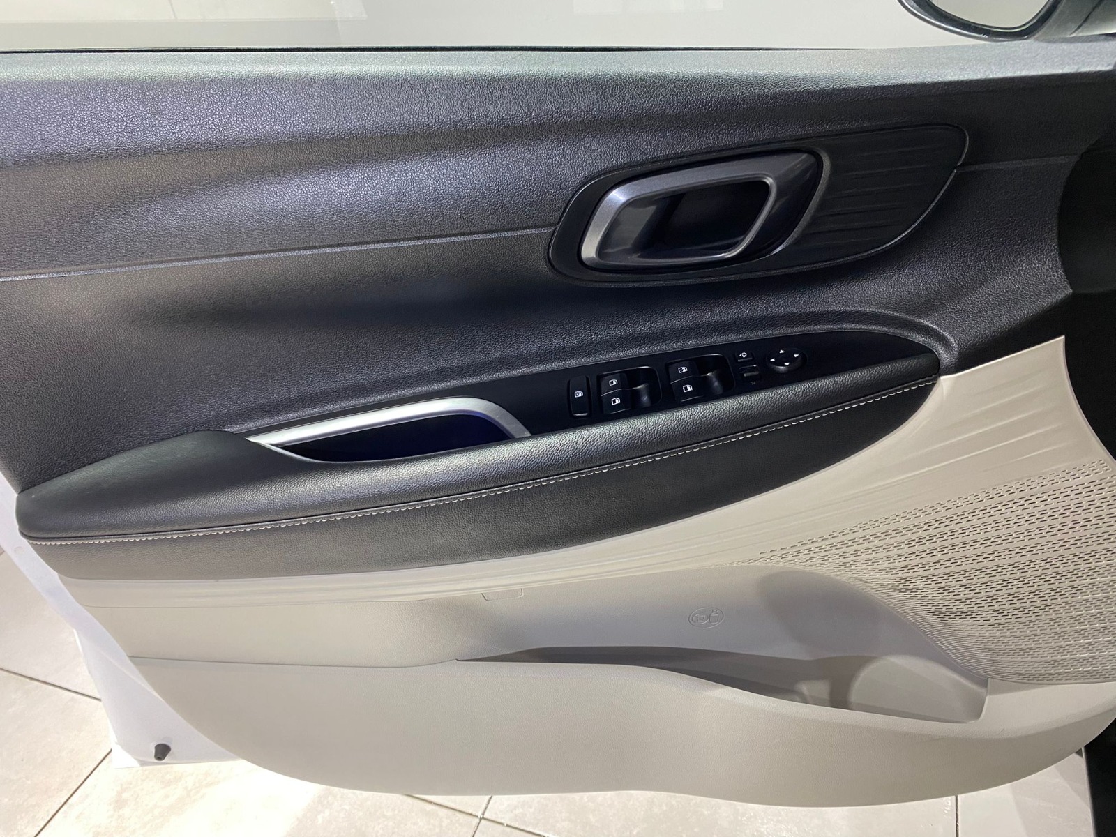 2024 Benzin Otomatik Hyundai Bayon Beyaz Gürel Tasarım Aksesuar Otomotiv San. Tic. Ltd. Şti.