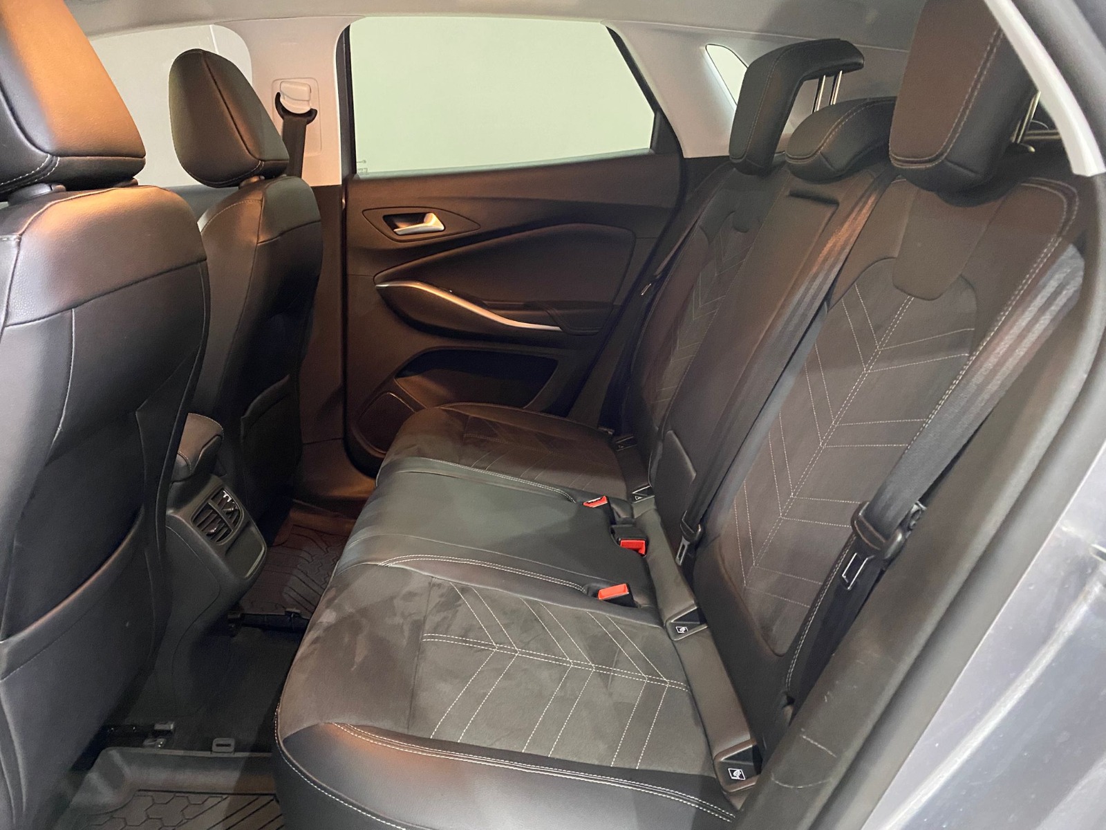 2023 Benzin Otomatik Opel Grandland Gri Gürel Tasarım Aksesuar Otomotiv San. Tic. Ltd. Şti.