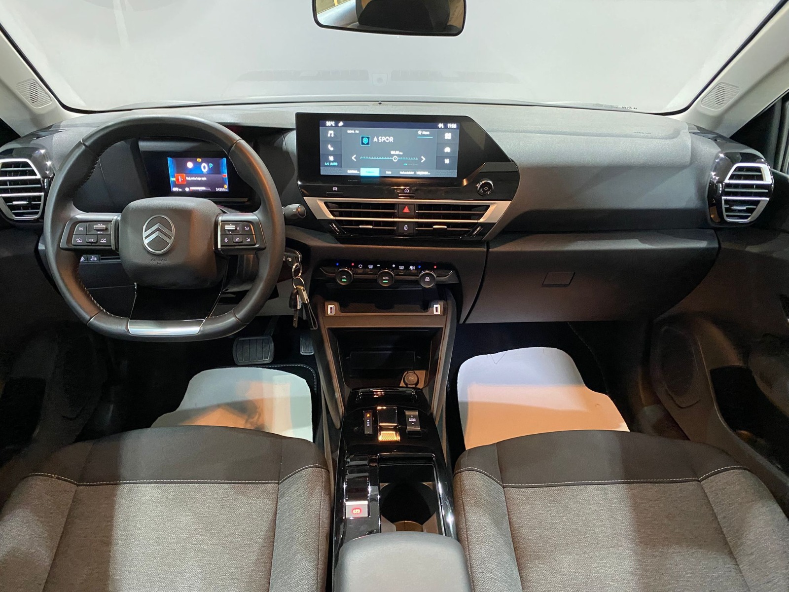 2025 Benzin Otomatik Citroen C4 X Mavi Gürel Tasarım Aksesuar Otomotiv San. Tic. Ltd. Şti.