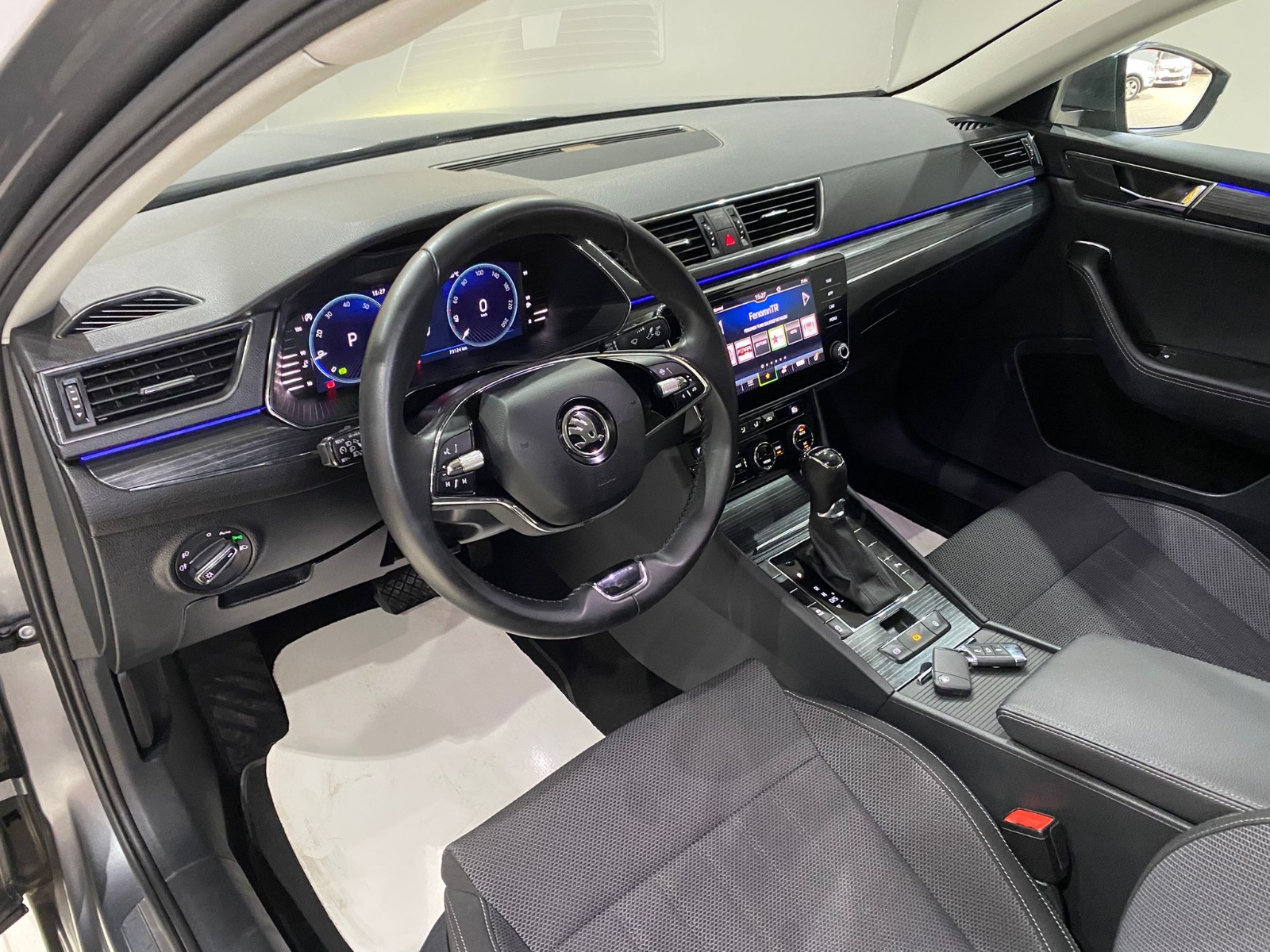 2023 Benzin Otomatik Skoda Superb Gri Gürel Tasarım Aksesuar Otomotiv San. Tic. Ltd. Şti.
