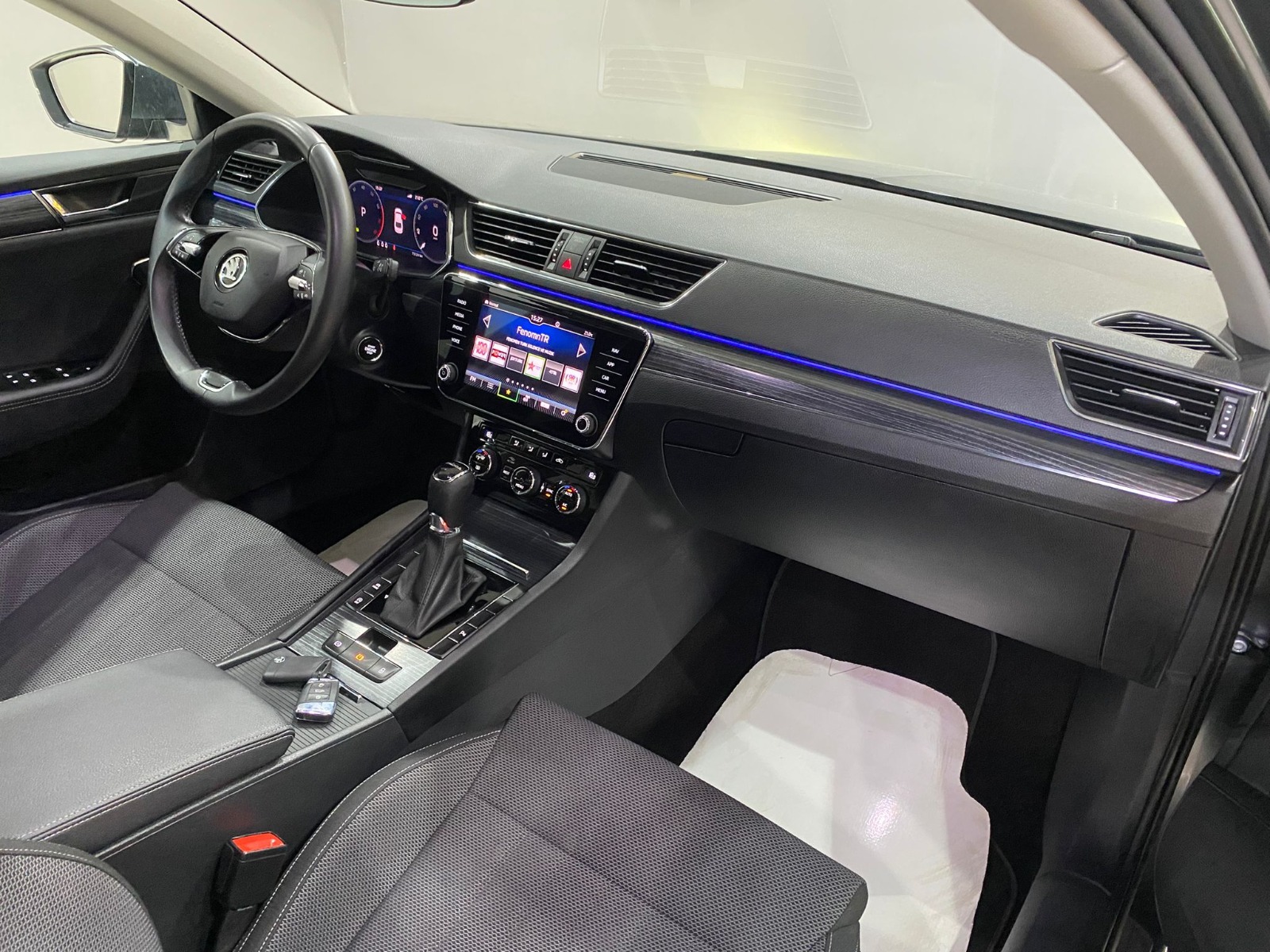 2023 Benzin Otomatik Skoda Superb Gri Gürel Tasarım Aksesuar Otomotiv San. Tic. Ltd. Şti.