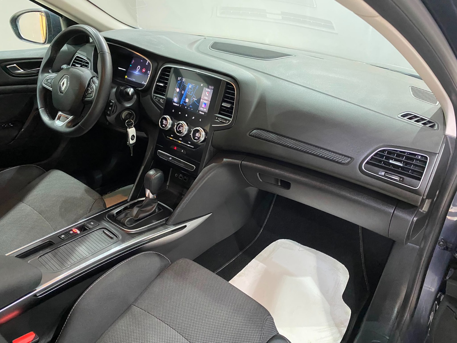 2024 Benzin Otomatik Renault Megane Gri Gürel Tasarım Aksesuar Otomotiv San. Tic. Ltd. Şti.