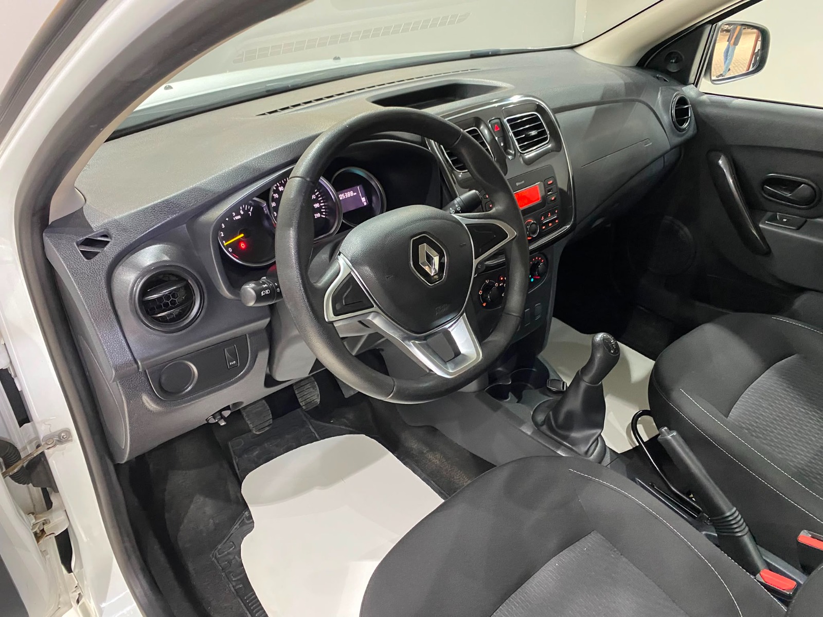 2020 Benzin Manuel Renault Symbol Beyaz Gürel Tasarım Aksesuar Otomotiv San. Tic. Ltd. Şti.