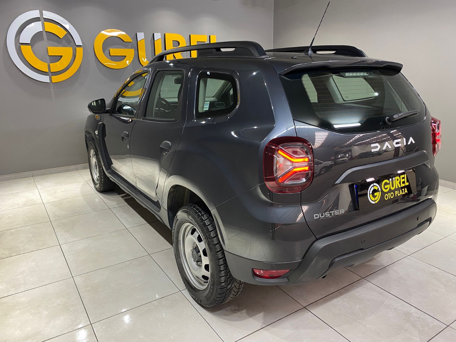 2023 Benzin Manuel Dacia Duster Gri Gürel Tasarım Aksesuar Otomotiv San. Tic. Ltd. Şti.