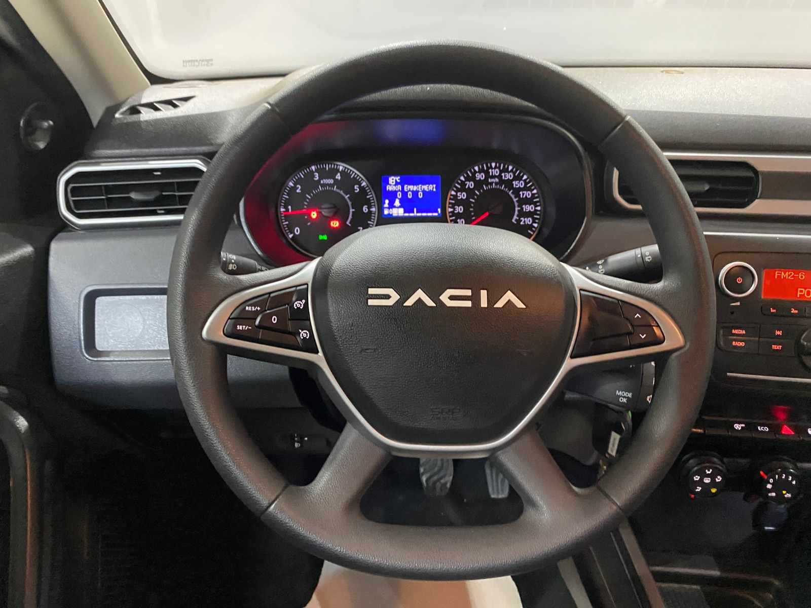 2023 Benzin Manuel Dacia Duster Gri Gürel Tasarım Aksesuar Otomotiv San. Tic. Ltd. Şti.