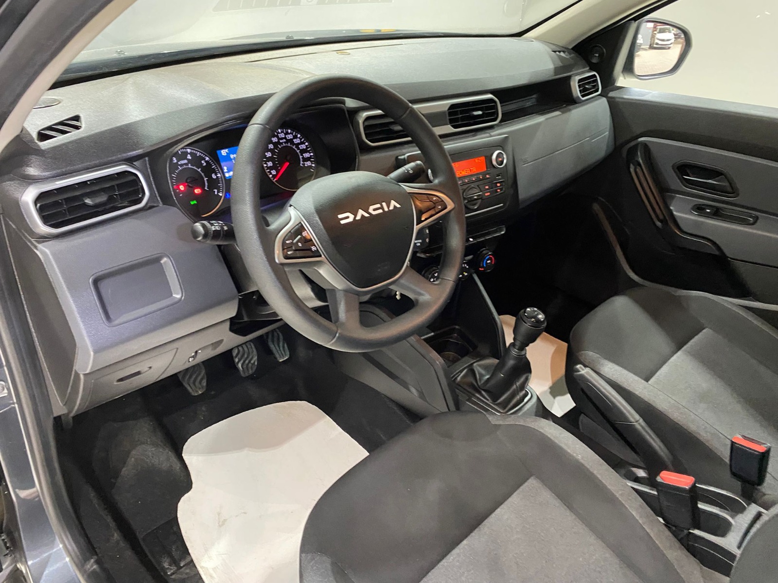 2023 Benzin Manuel Dacia Duster Gri Gürel Tasarım Aksesuar Otomotiv San. Tic. Ltd. Şti.