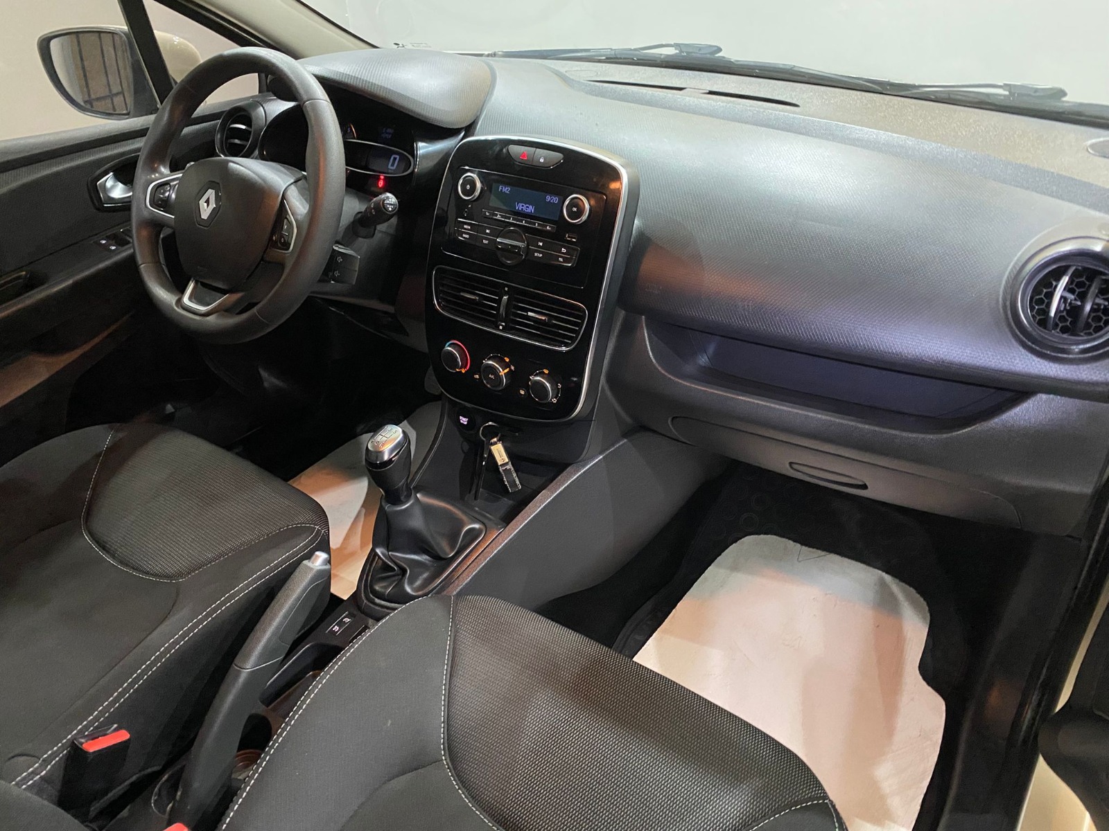 2016 Benzin Manuel Renault Clio Beyaz Gürel Tasarım Aksesuar Otomotiv San. Tic. Ltd. Şti.