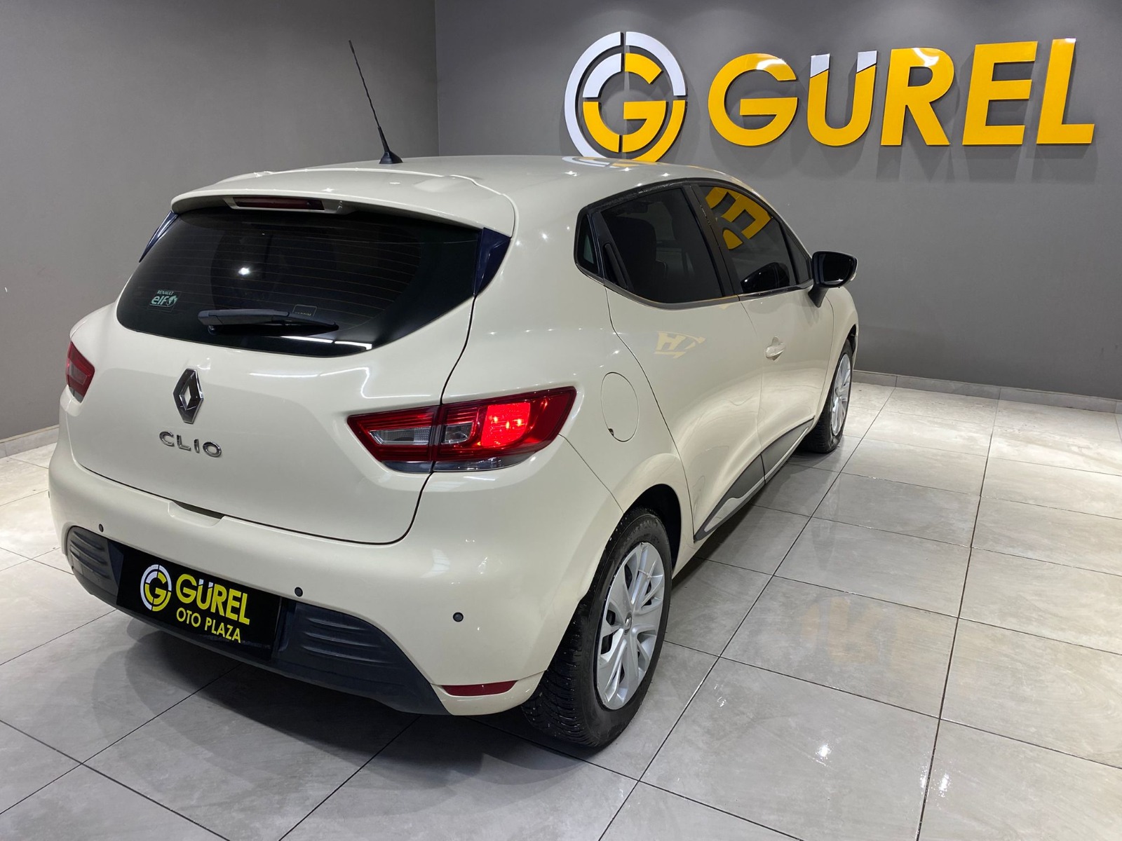 2016 Benzin Manuel Renault Clio Beyaz Gürel Tasarım Aksesuar Otomotiv San. Tic. Ltd. Şti.