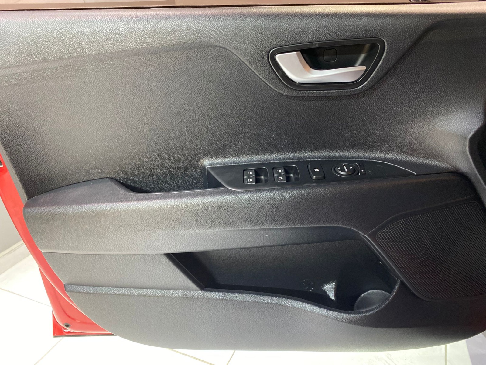 2021 Benzin Manuel Kia Stonic Kırmızı Gürel Tasarım Aksesuar Otomotiv San. Tic. Ltd. Şti.