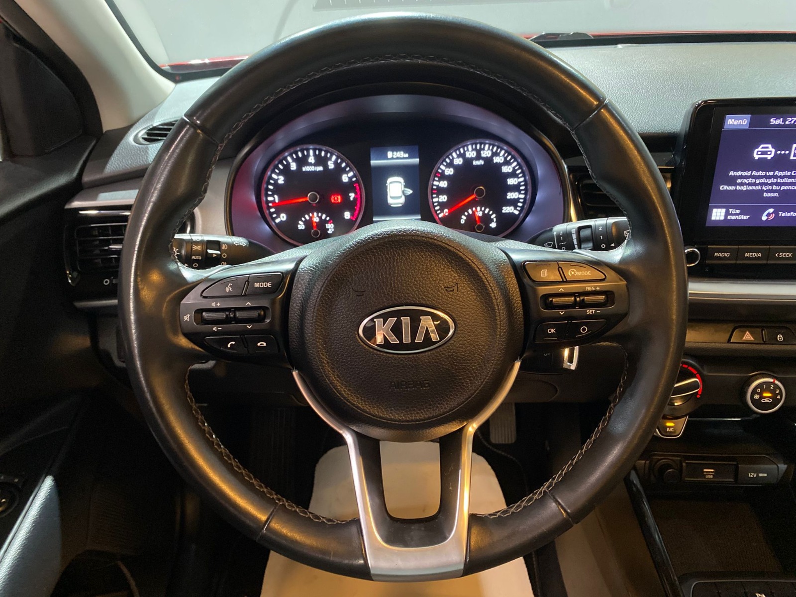 2021 Benzin Manuel Kia Stonic Kırmızı Gürel Tasarım Aksesuar Otomotiv San. Tic. Ltd. Şti.