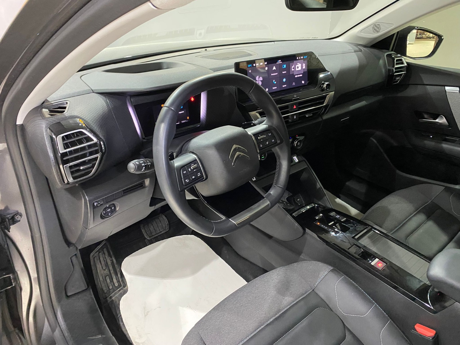 2024 Benzin Otomatik Citroen C4 Gri Gürel Tasarım Aksesuar Otomotiv San. Tic. Ltd. Şti.