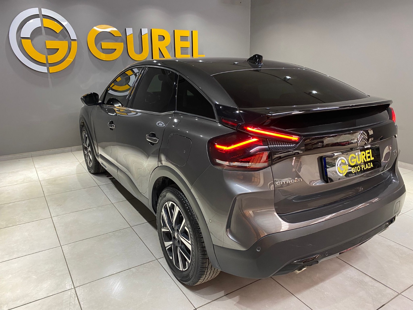 2024 Benzin Otomatik Citroen C4 Gri Gürel Tasarım Aksesuar Otomotiv San. Tic. Ltd. Şti.