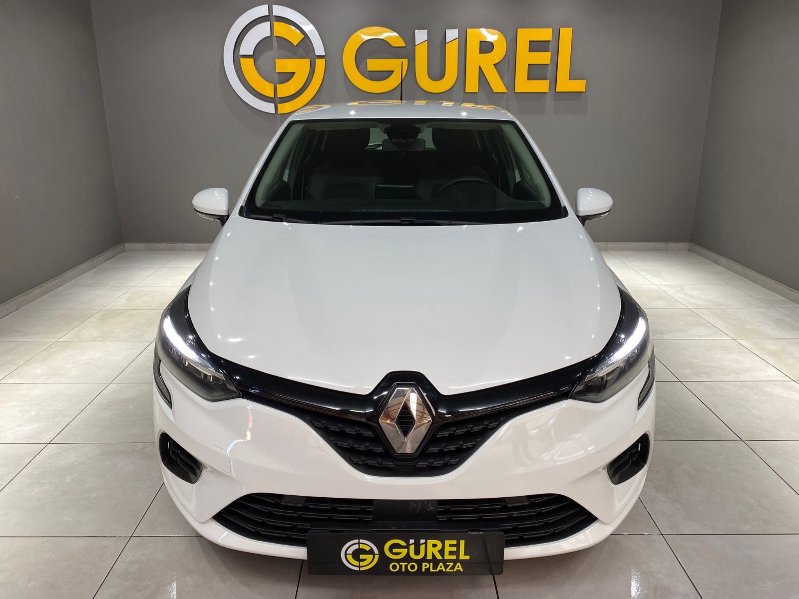 2022 Benzin Manuel Renault Clio Beyaz Gürel Tasarım Aksesuar Otomotiv San. Tic. Ltd. Şti.