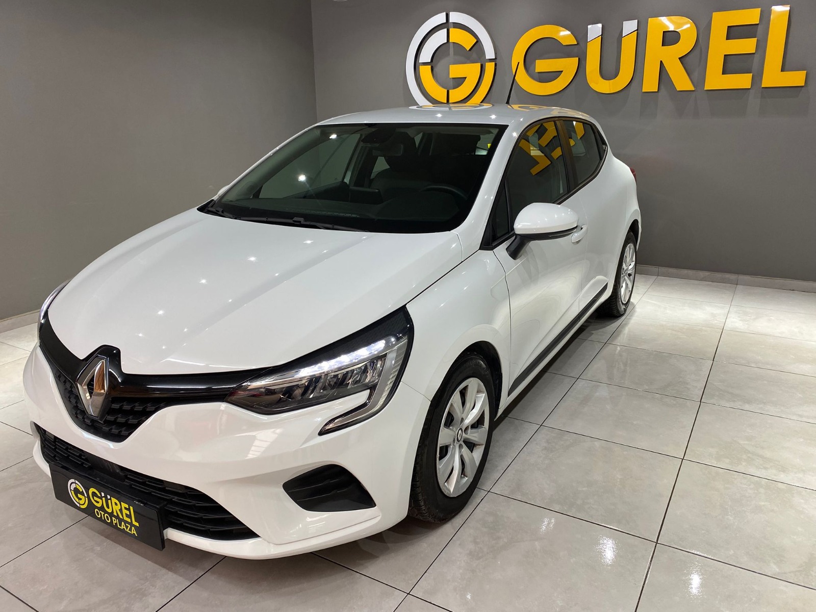 2022 Benzin Manuel Renault Clio Beyaz Gürel Tasarım Aksesuar Otomotiv San. Tic. Ltd. Şti.