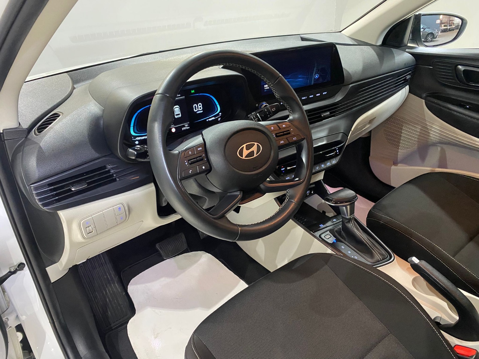 2024 Benzin Otomatik Hyundai Bayon Beyaz Gürel Tasarım Aksesuar Otomotiv San. Tic. Ltd. Şti.