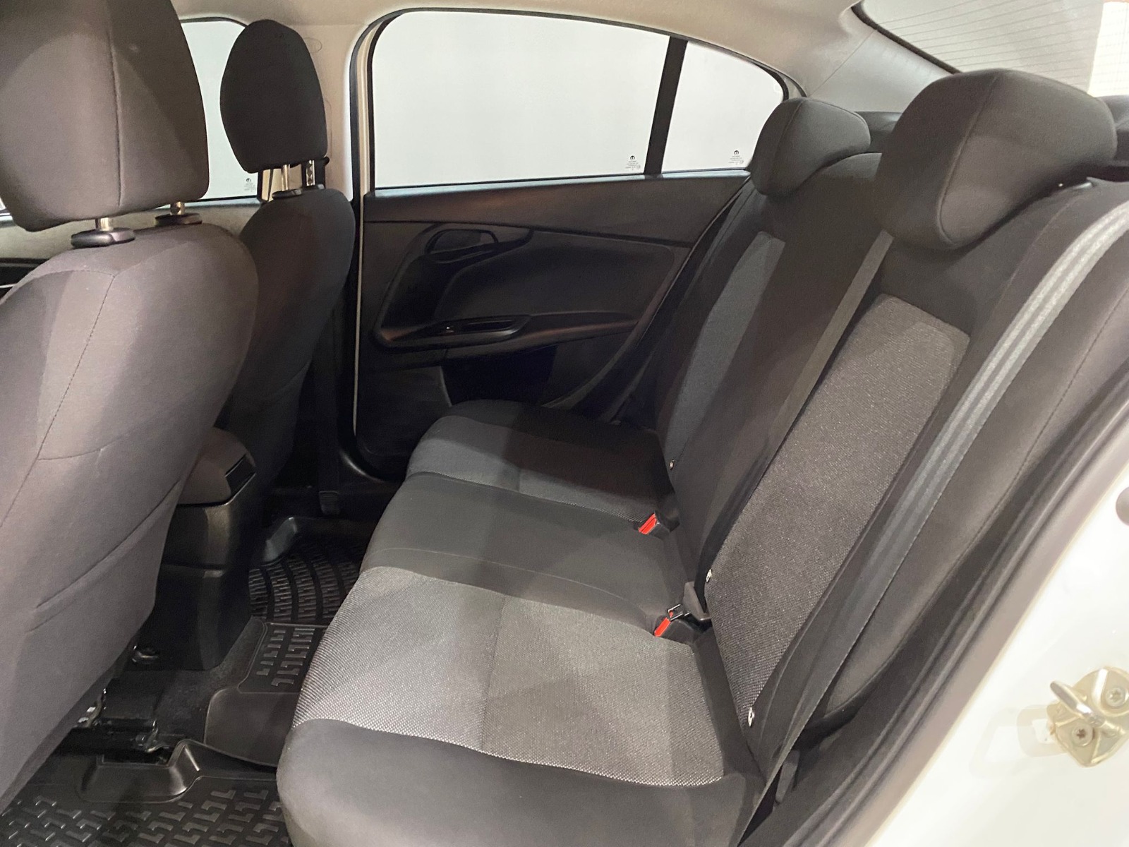 2022 Dizel Manuel Fiat Egea Beyaz Gürel Tasarım Aksesuar Otomotiv San. Tic. Ltd. Şti.