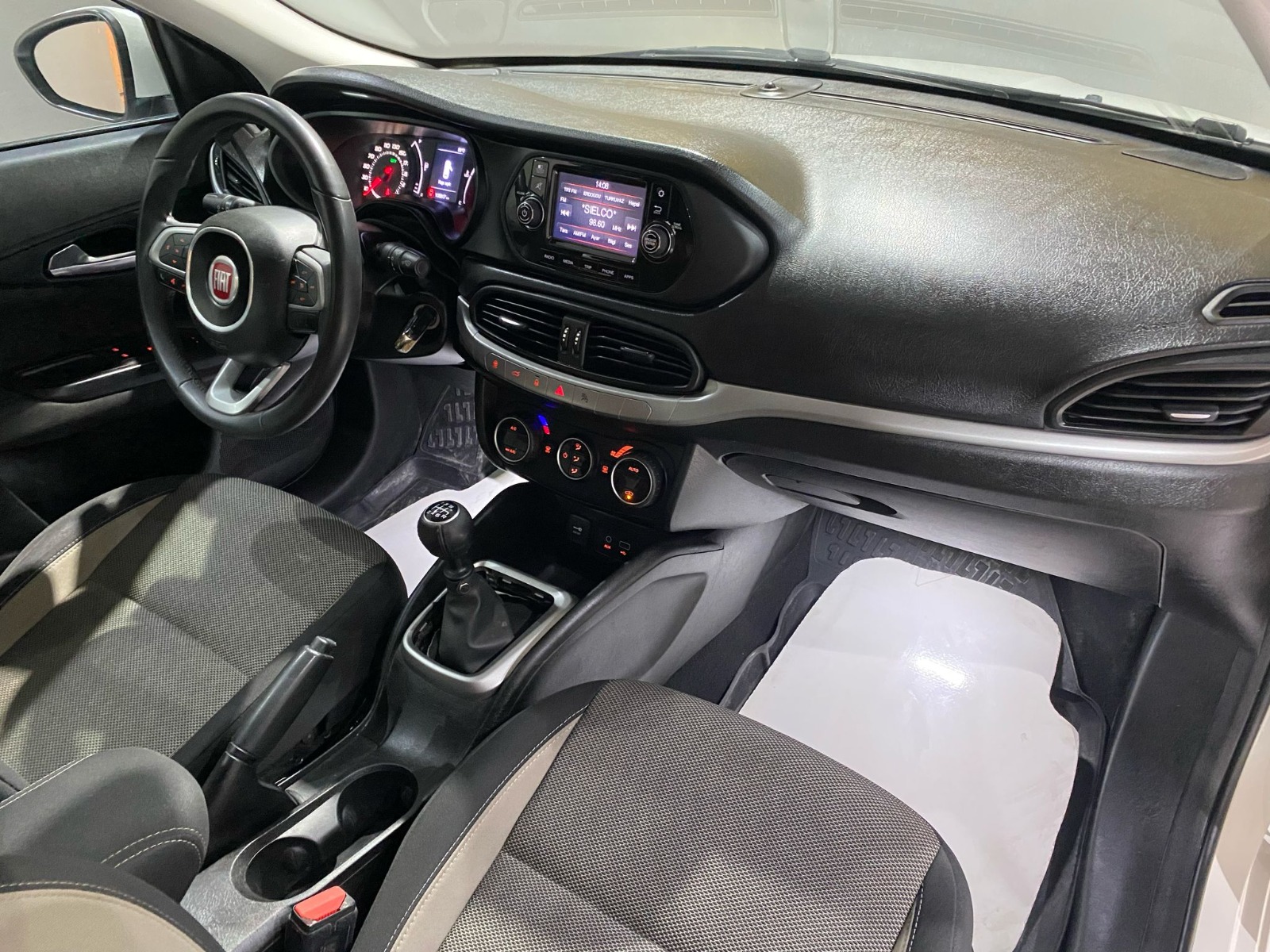 2018 Benzin Manuel Fiat Egea Beyaz Gürel Tasarım Aksesuar Otomotiv San. Tic. Ltd. Şti.