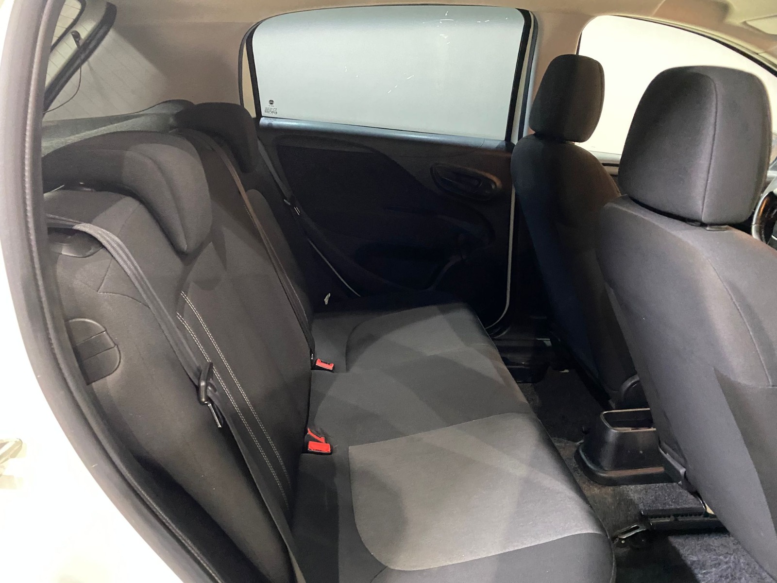 2014 Dizel Manuel Fiat Punto Beyaz Gürel Tasarım Aksesuar Otomotiv San. Tic. Ltd. Şti.