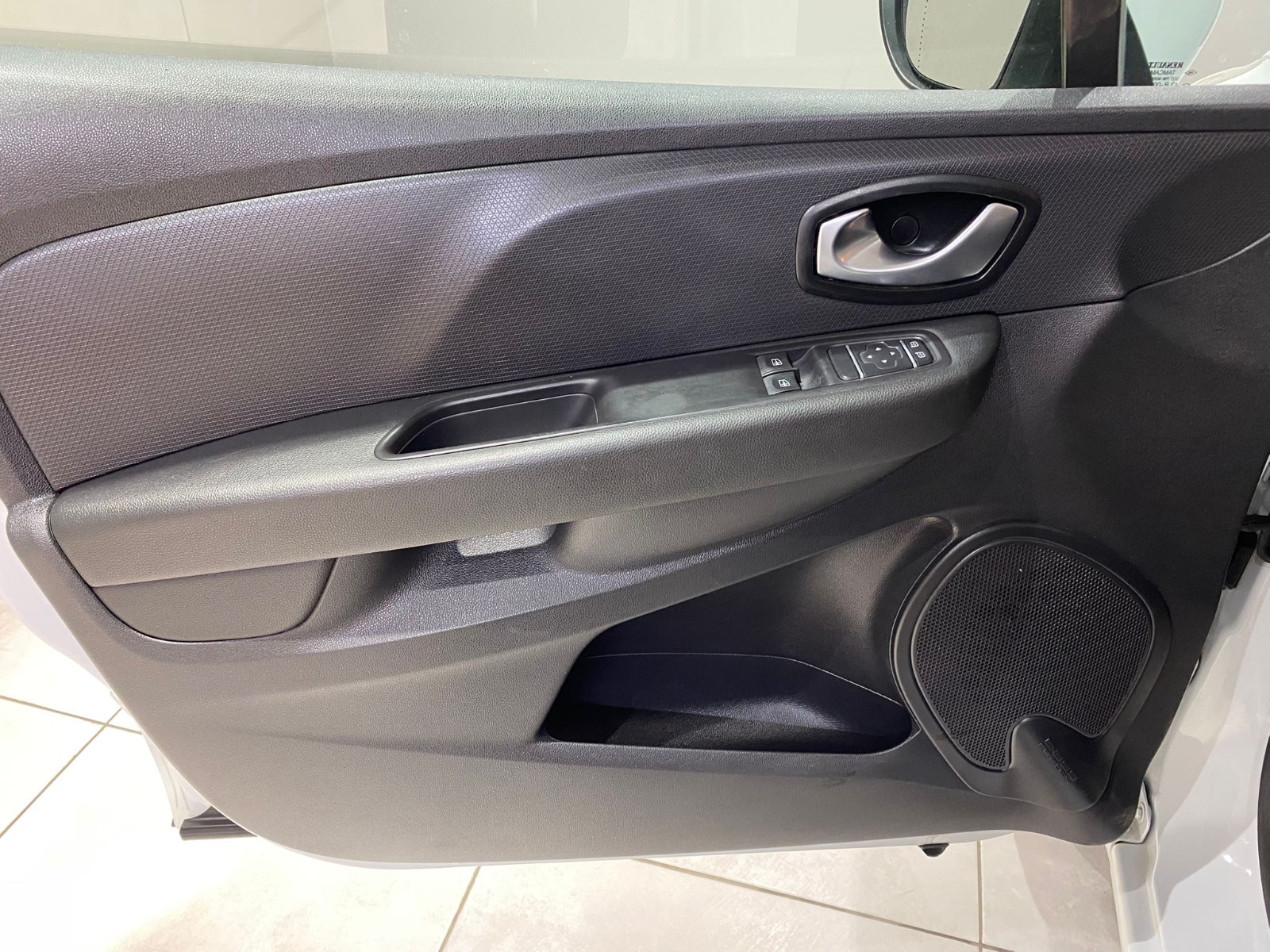 2019 Dizel Manuel Renault Clio Beyaz Gürel Tasarım Aksesuar Otomotiv San. Tic. Ltd. Şti.